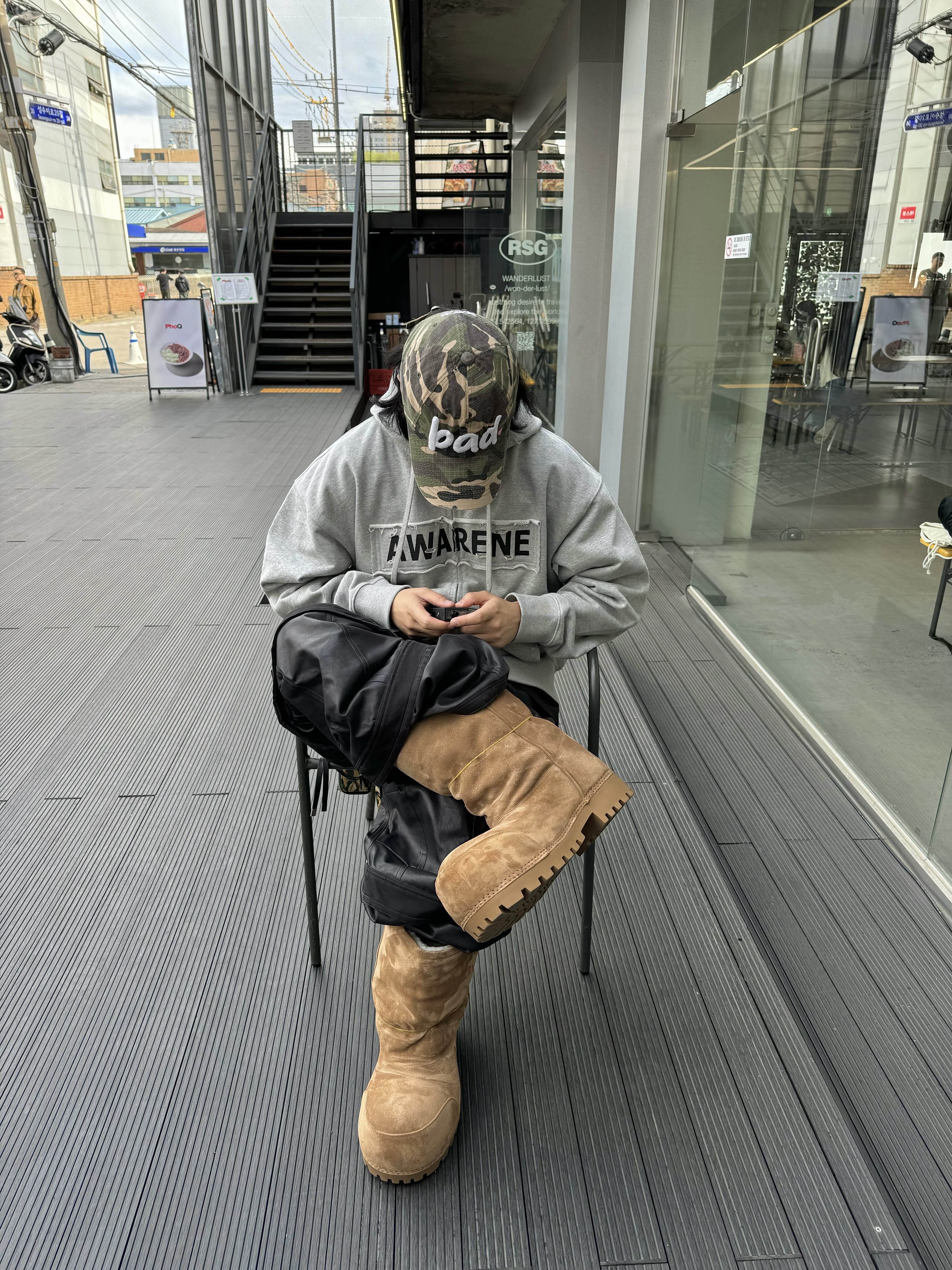 Farfromwhat Far Layered Work Pants Coated Black, Resurrection13 Damaged Patch Work 2Way Zip Up Hoodie Melange Grey 착용 스타일 - 6