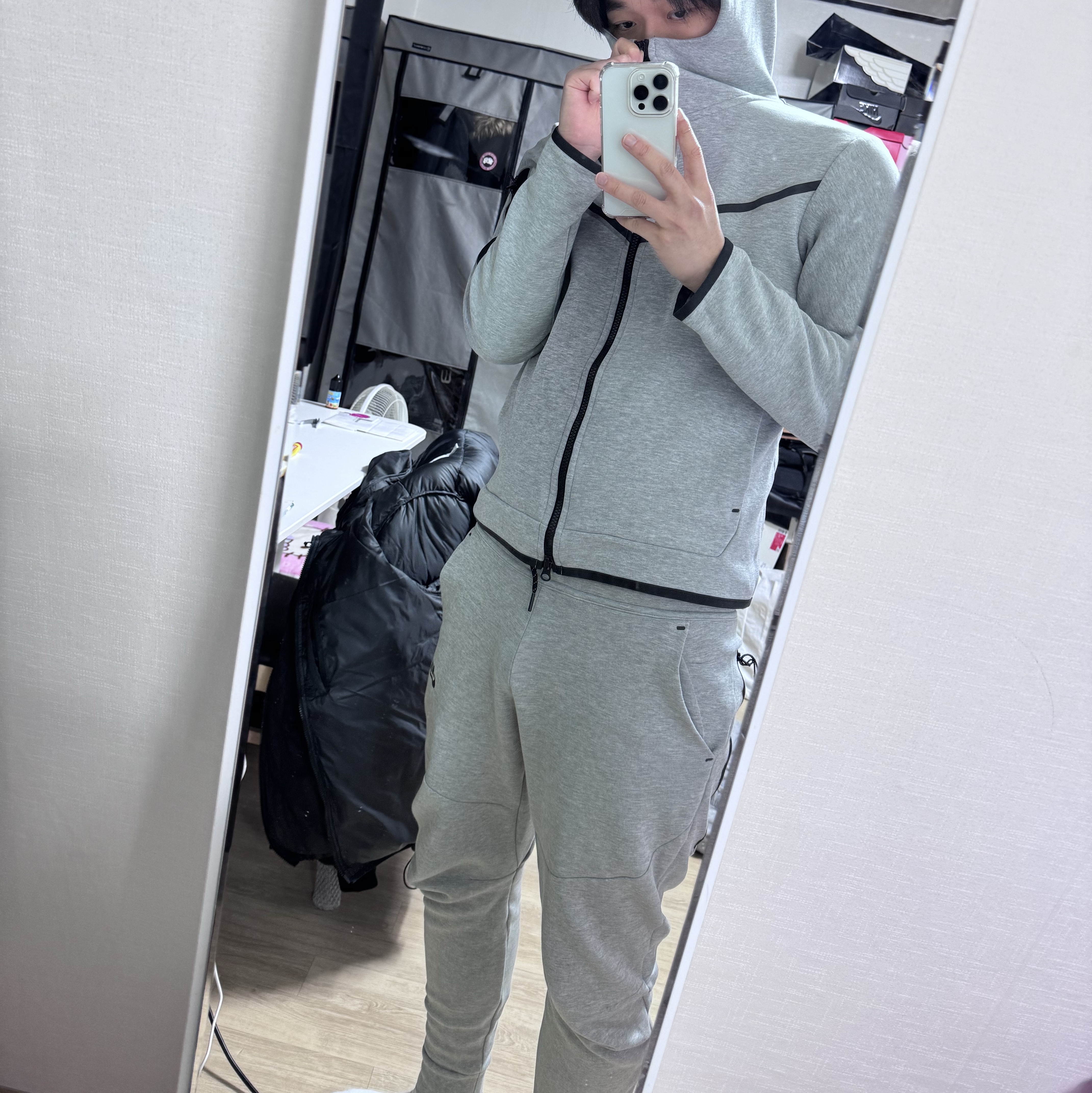 Nike NSW Tech Fleece Windrunner Full Zip Hoodie Dark Grey Heather - Asia, Nike NSW Tech Fleece Full Zip Hoodie Black - Asia 착용 스타일 - 2