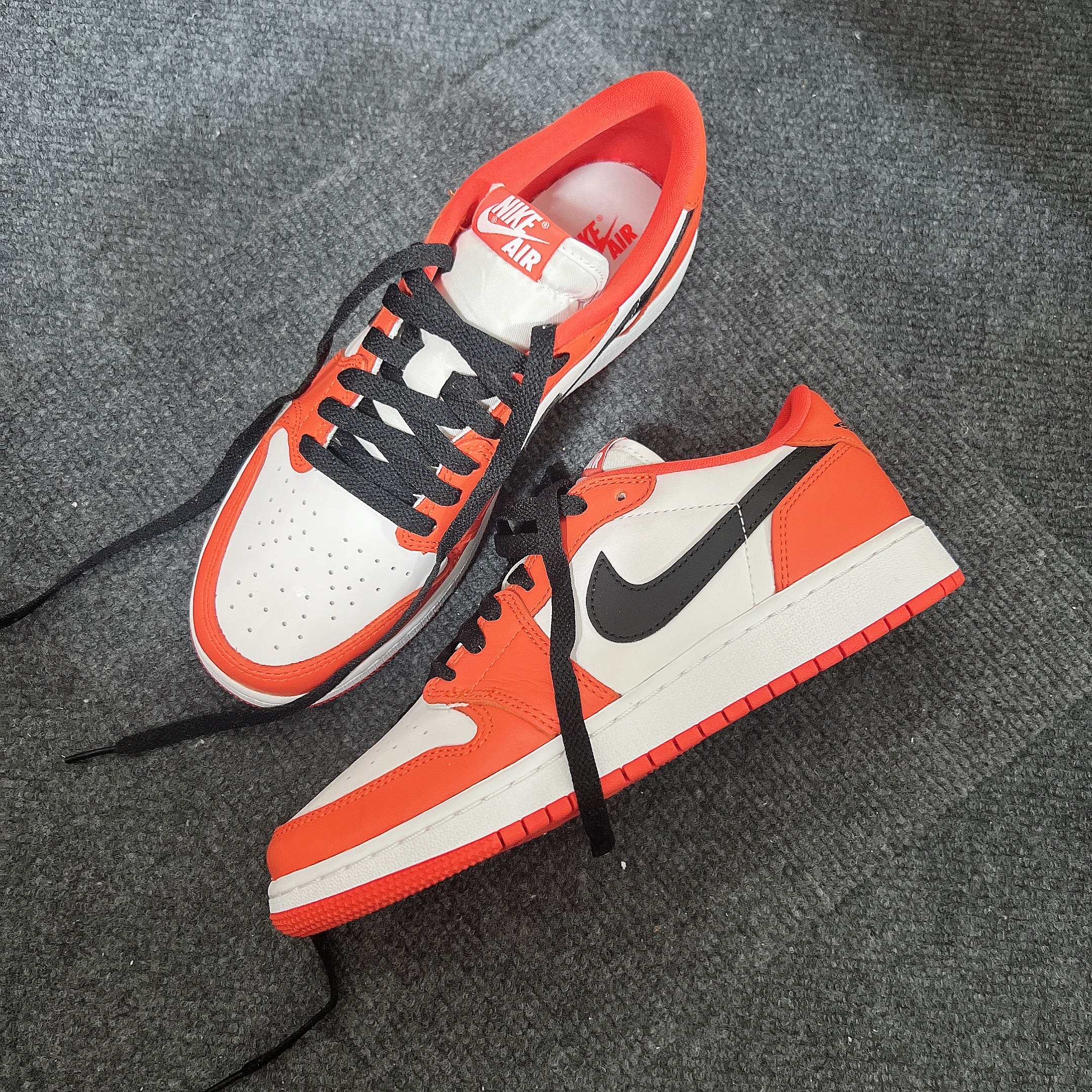 (GS) Jordan 1 Low OG Starfish 착용 스타일 - 2