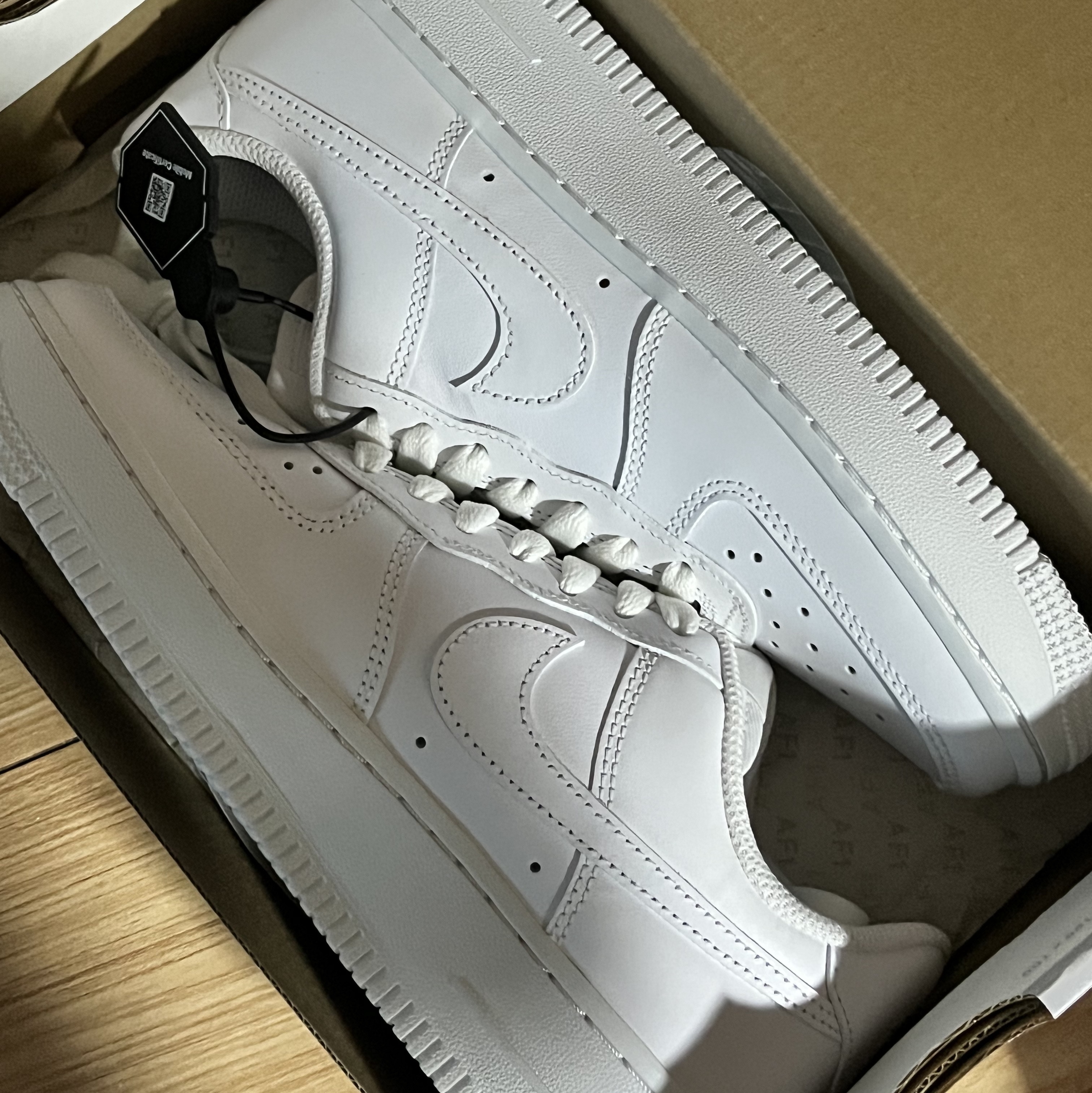 (W) Nike Air Force 1 '07 Low White 착용 스타일