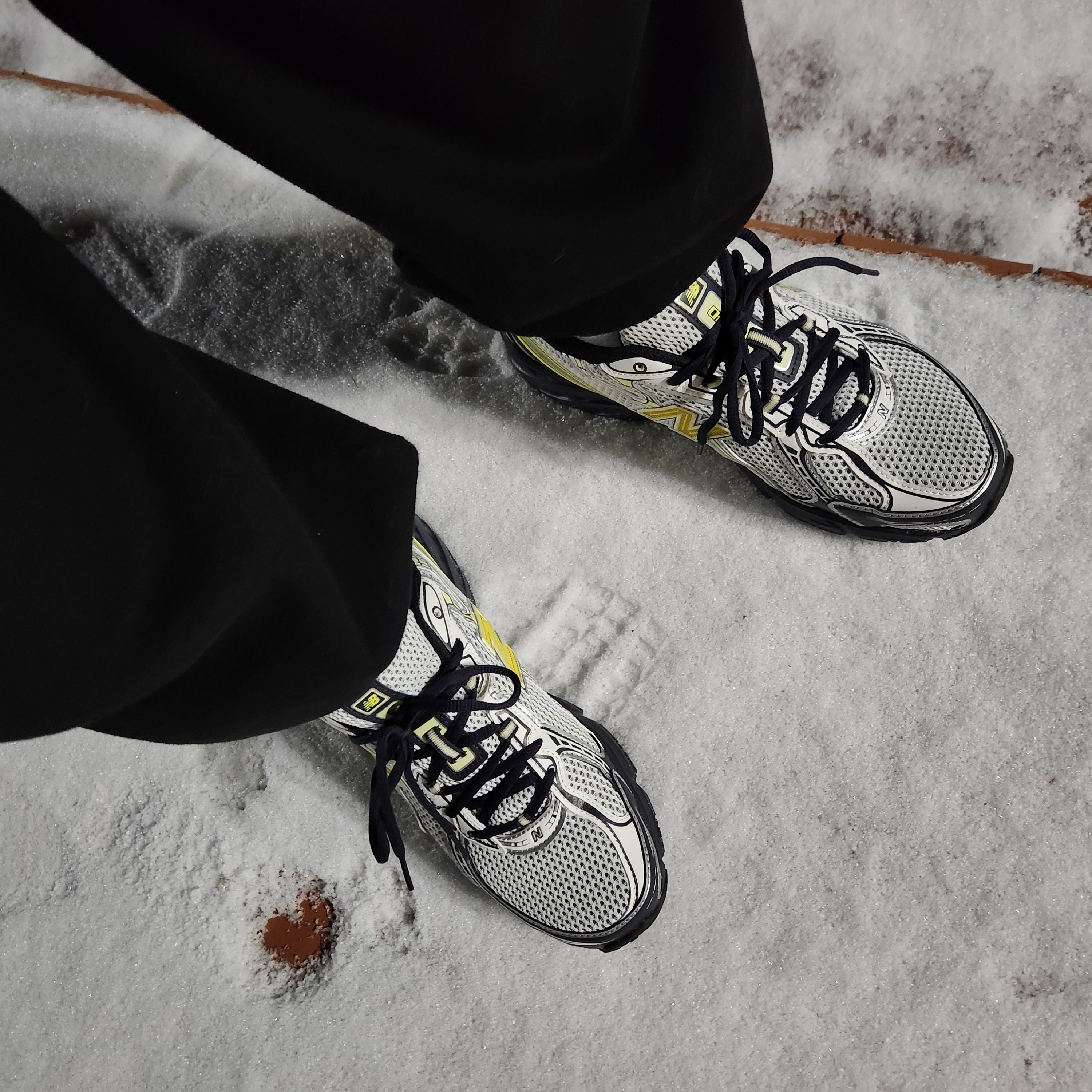 New Balance 740v2 Sea Salt Phantom 착용 스타일 - 4