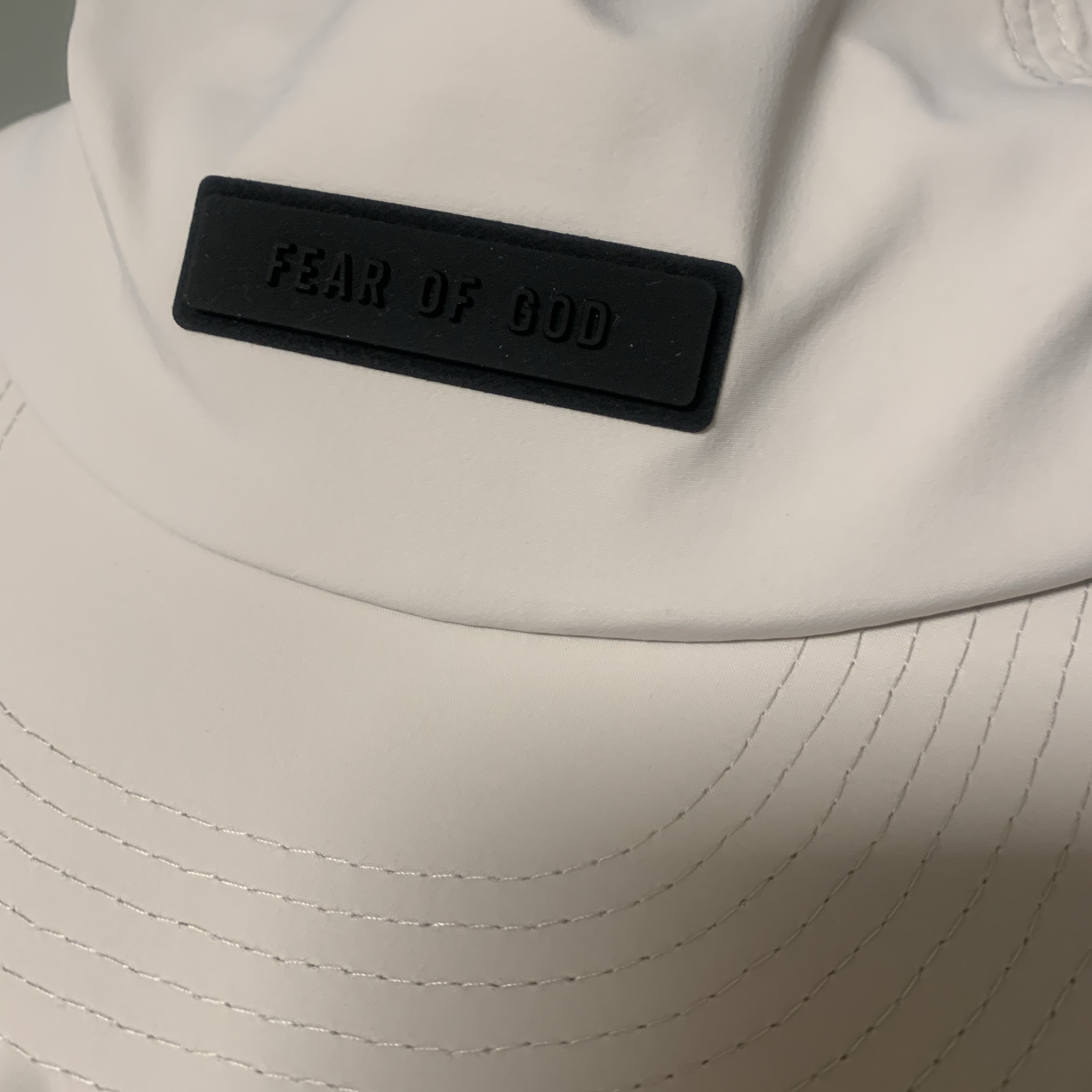 Essentials Baseball Hat Silver Cloud - 23FW 착용 스타일 - 1