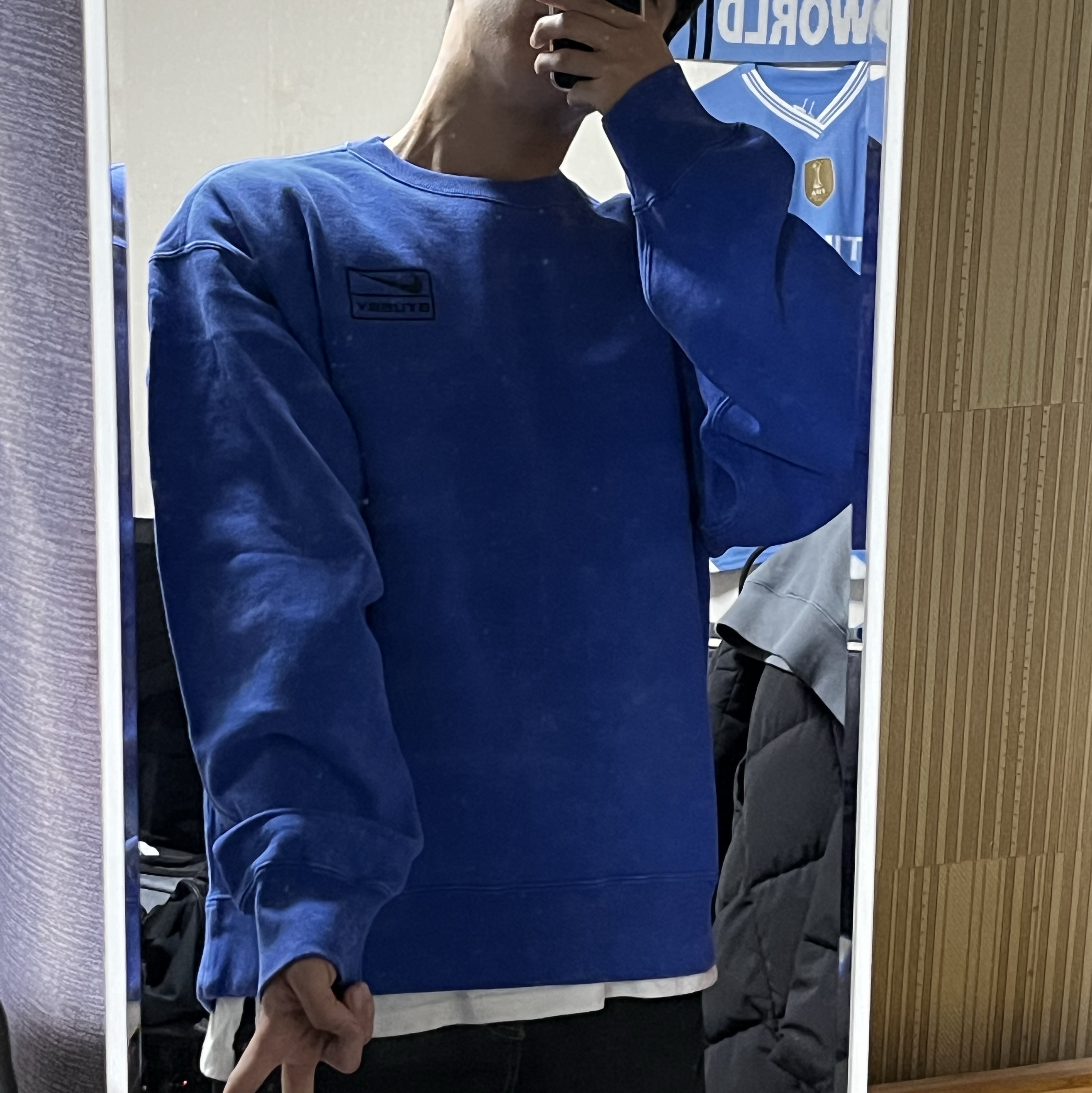 Nike x Stussy NRG Acid Washed Crewneck Game Royal (DR4024-480) 착용 스타일 - 2