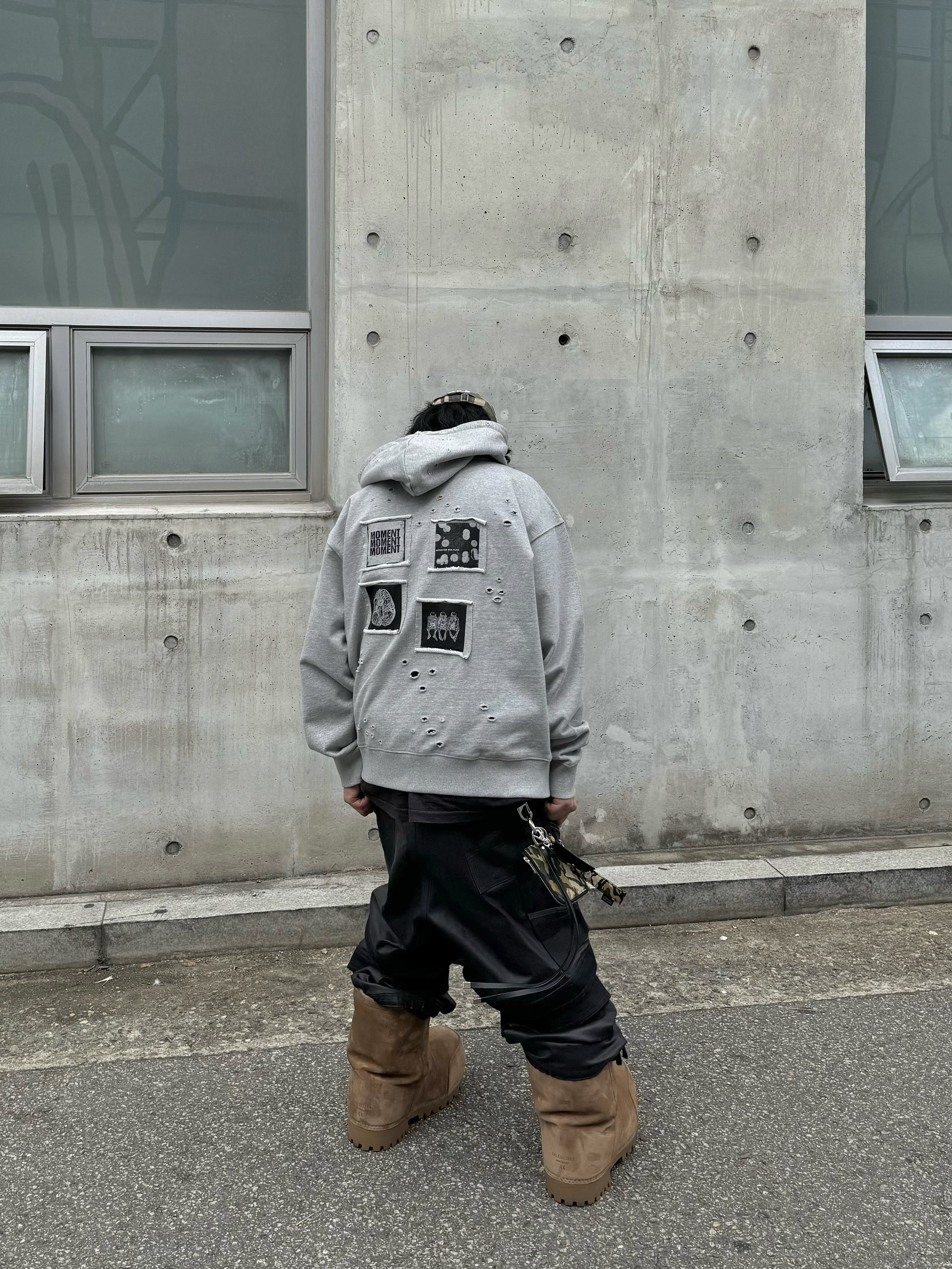 Farfromwhat Far Layered Work Pants Coated Black, Resurrection13 Damaged Patch Work 2Way Zip Up Hoodie Melange Grey 착용 스타일 - 2