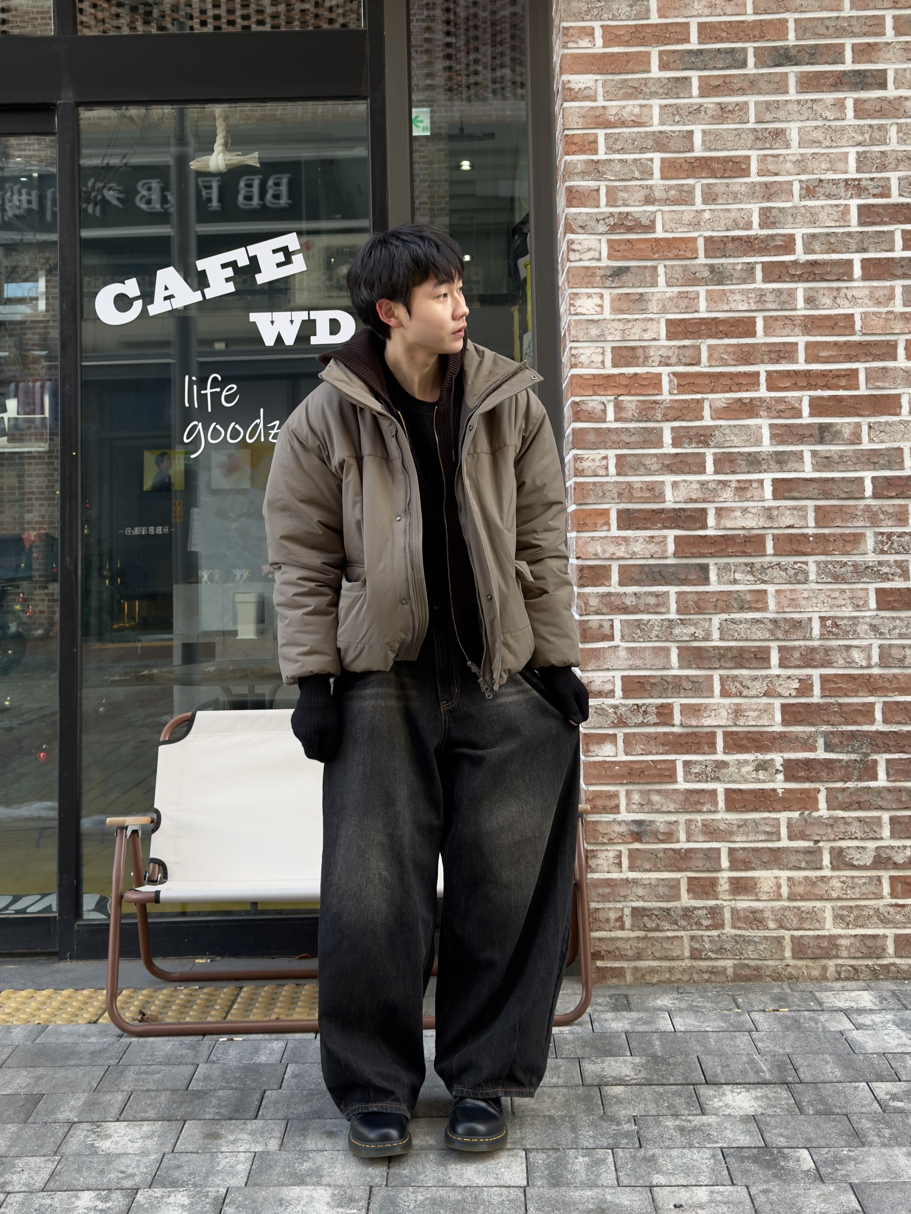 Dr. Martens 1461 Smooth Black 착용 스타일 - 4