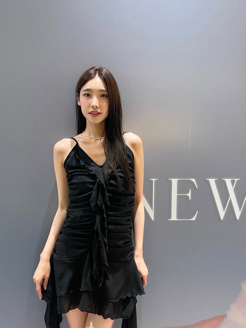 【NEWALRIN】Bell shirring unbalanced chiffon Dress♥3C Newalrin Bell Shirrin STYLE | KREAM