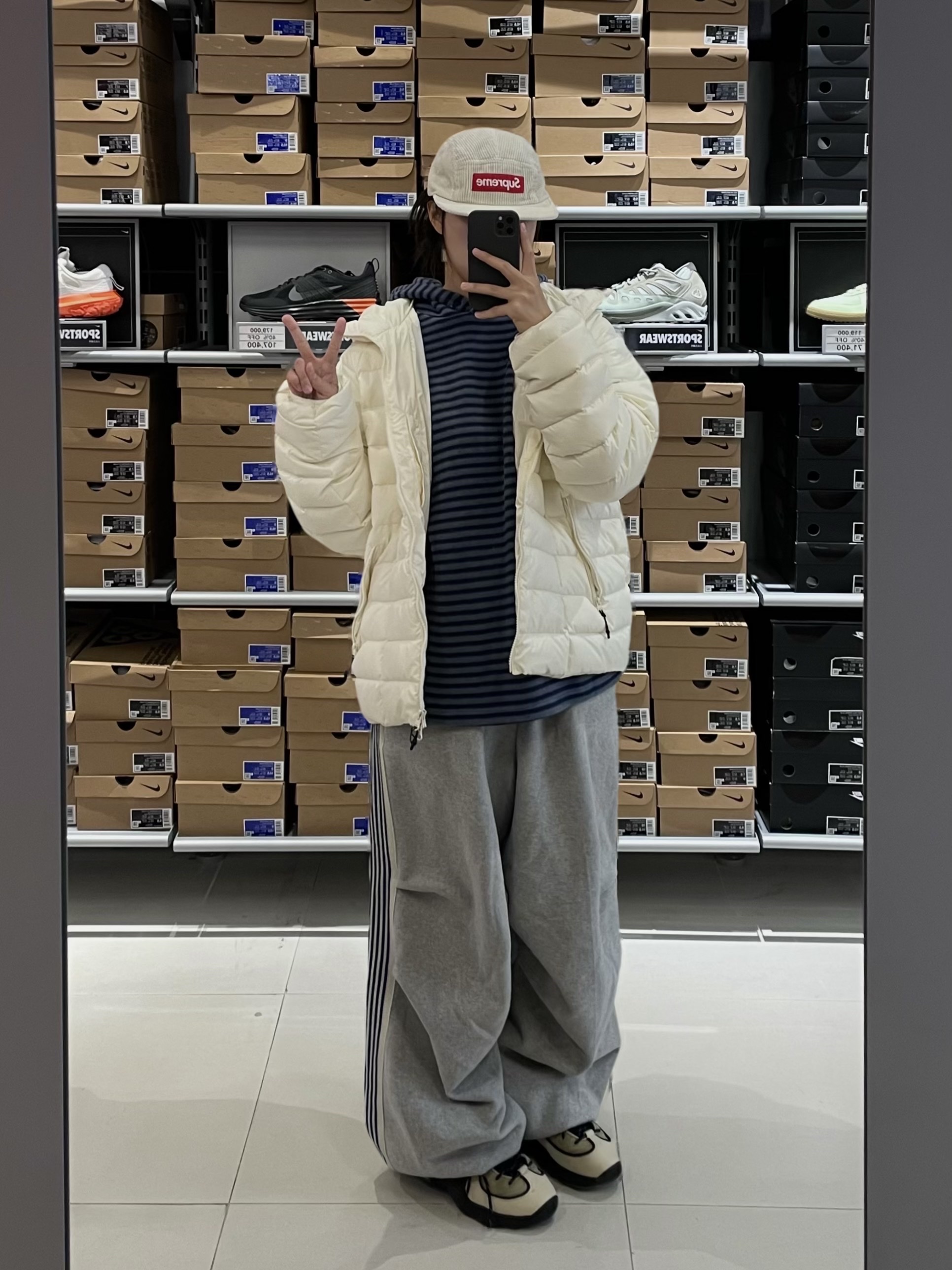 Supreme Corduroy Camp Cap Stone - 24FW, Nike x Stussy Air Penny II Rattan and Limestone 착용 스타일 - 3