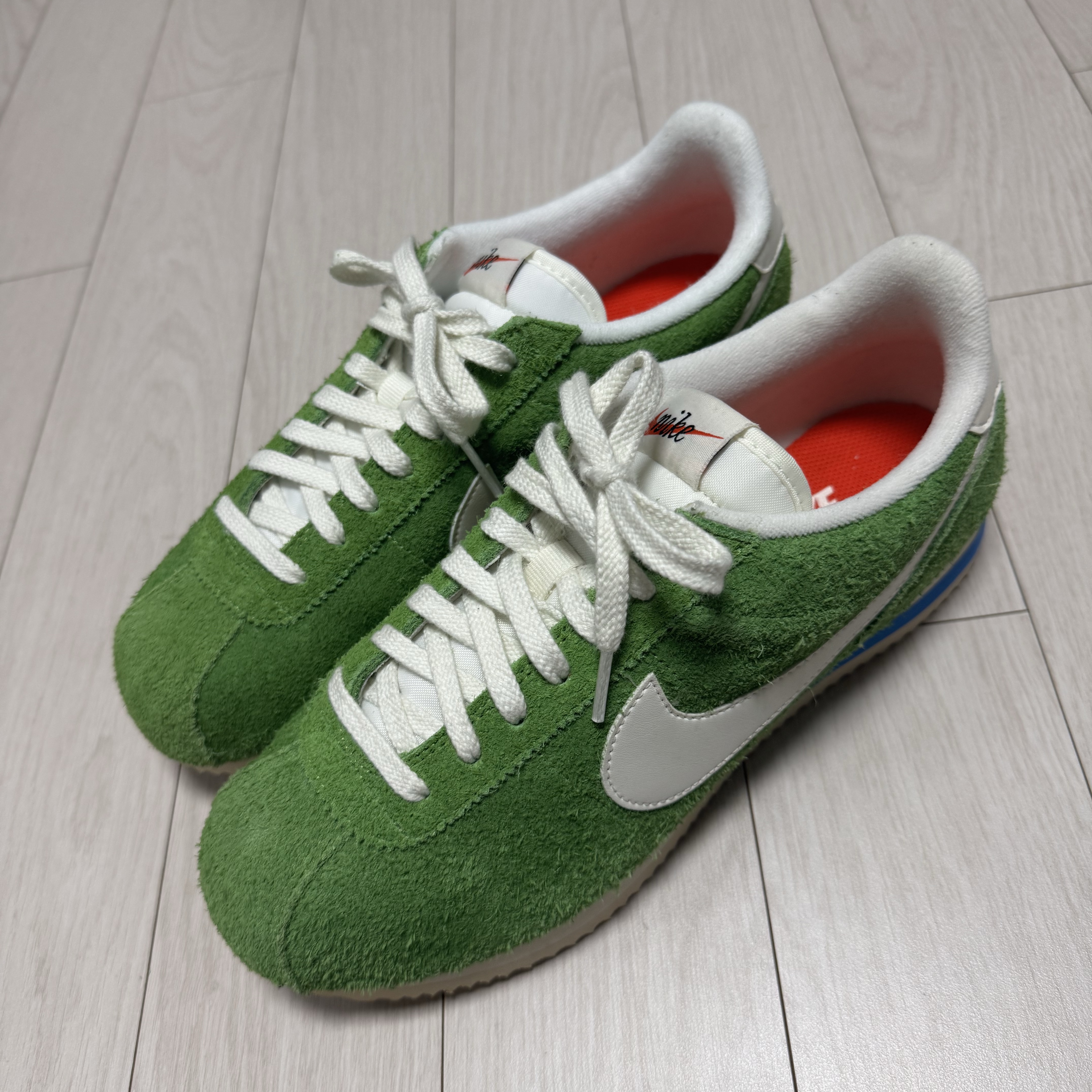 (W) Nike Cortez Vintage Chlorophyll Suede 착용 스타일 - 2