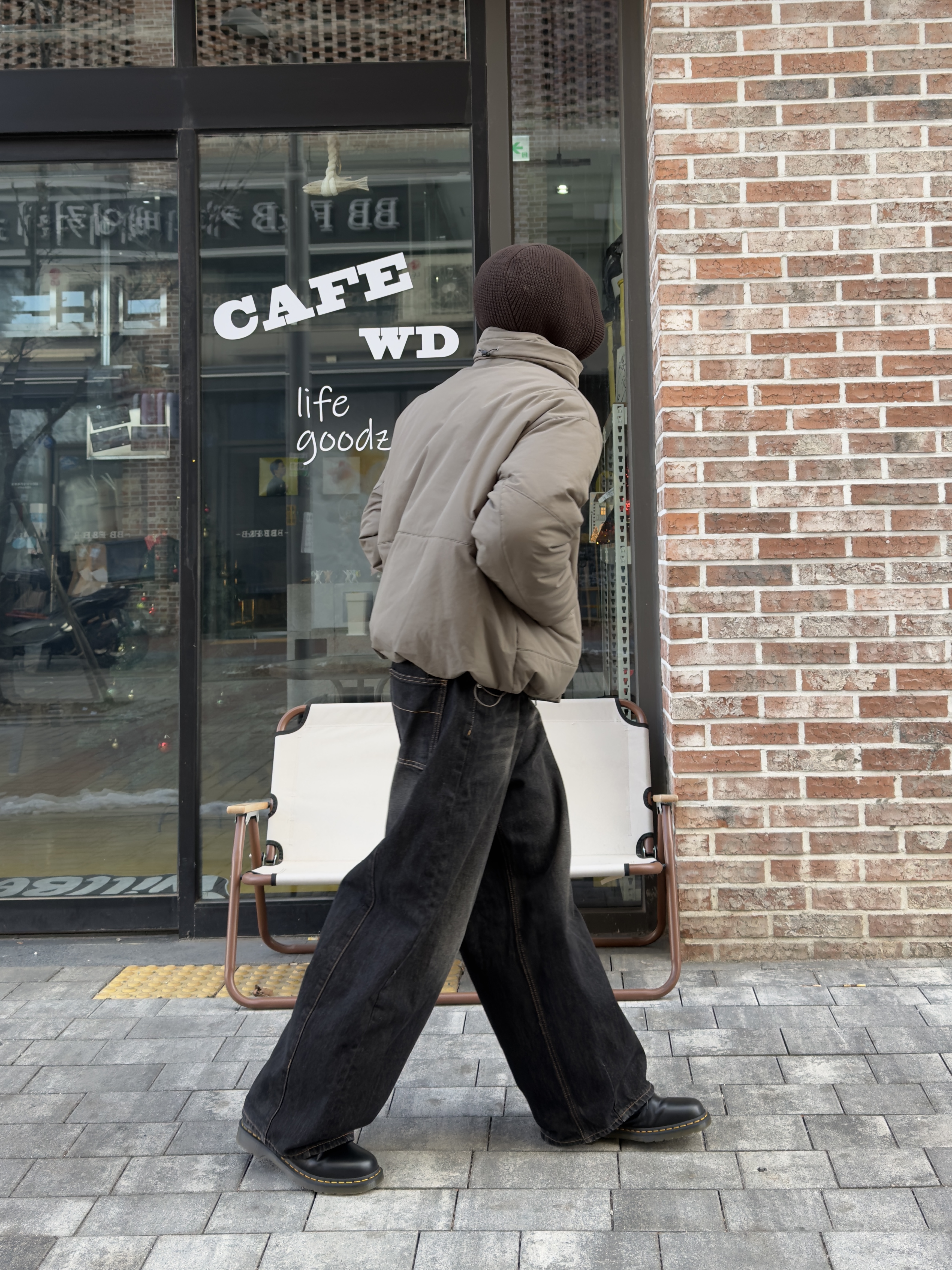 Dr. Martens 1461 Smooth Black 착용 스타일 - 5