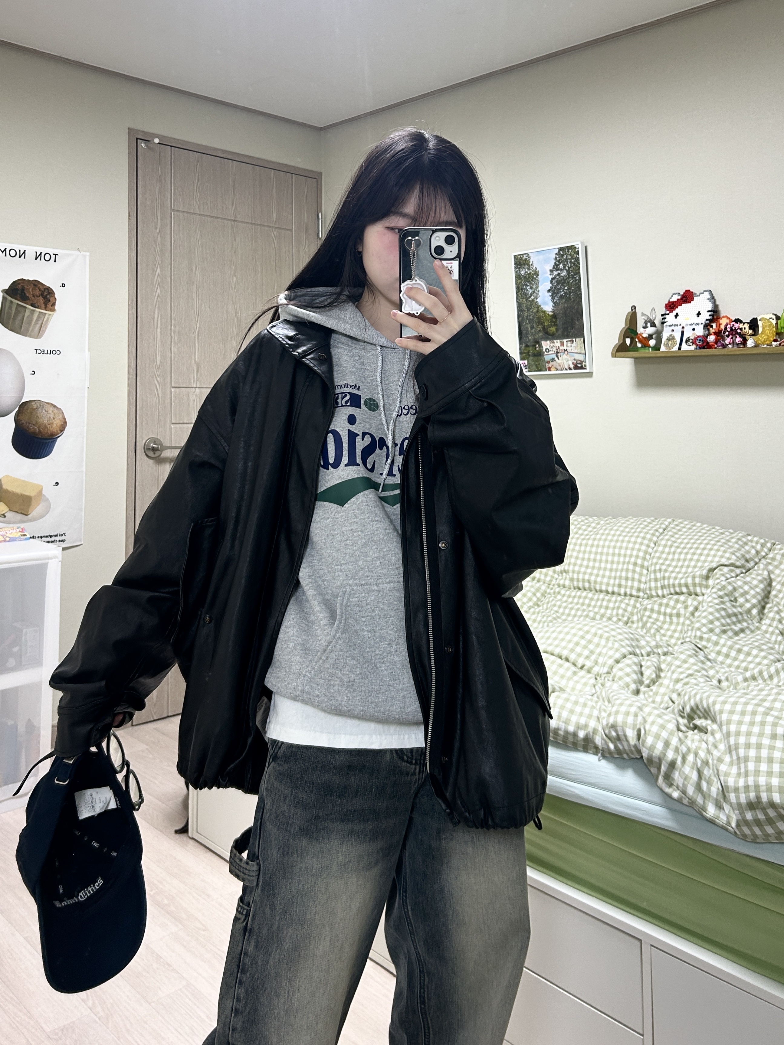 Gildan X EMEM Riverside Hoodie Gray 착용 스타일 - 6
