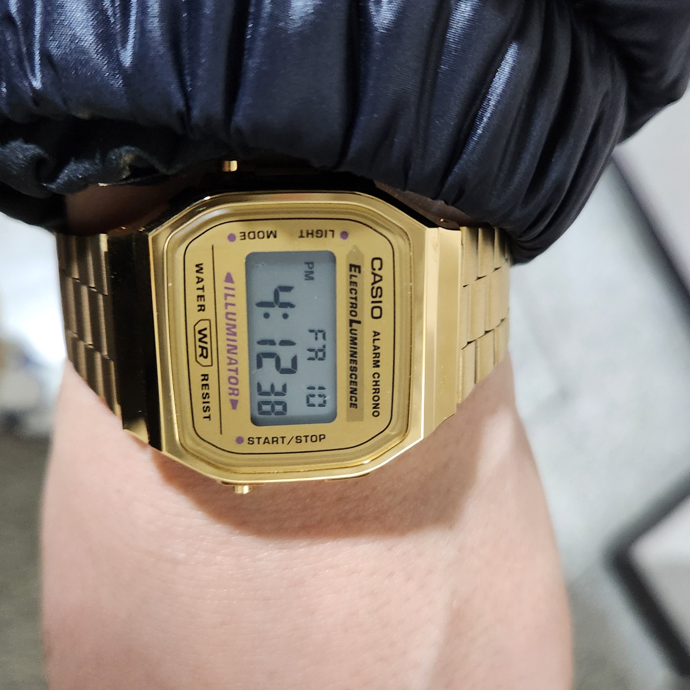 Casio A-168WG-9W 착용 스타일 - 2
