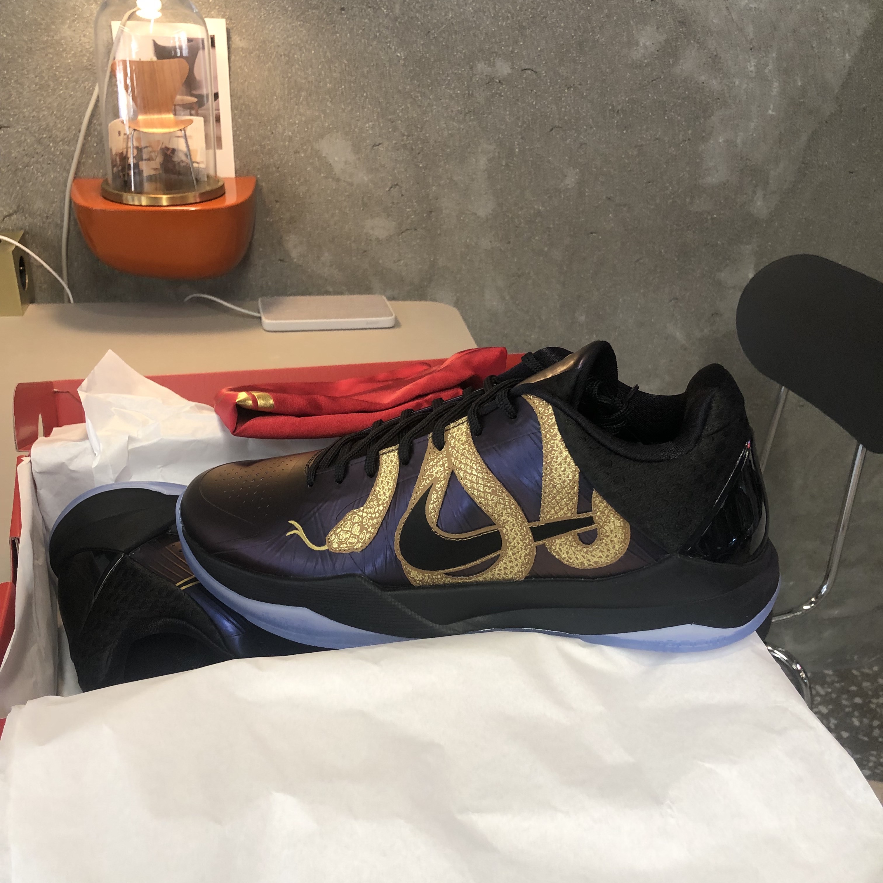 Nike Kobe 5 Protro Year of the Mamba Eggplant 착용 스타일