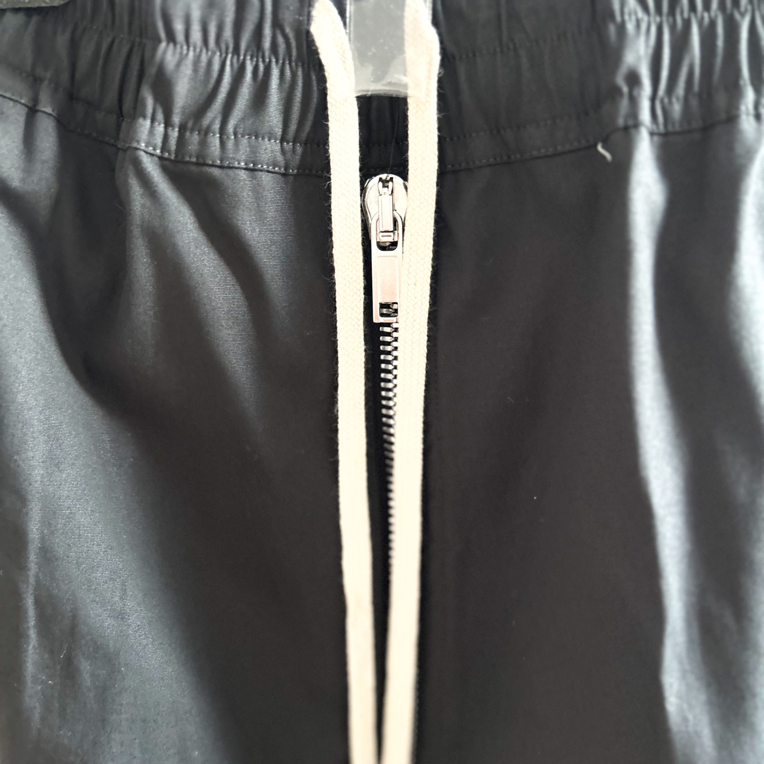 Rick Owens Hollywood Cargobelas Black 착용 스타일 - 3