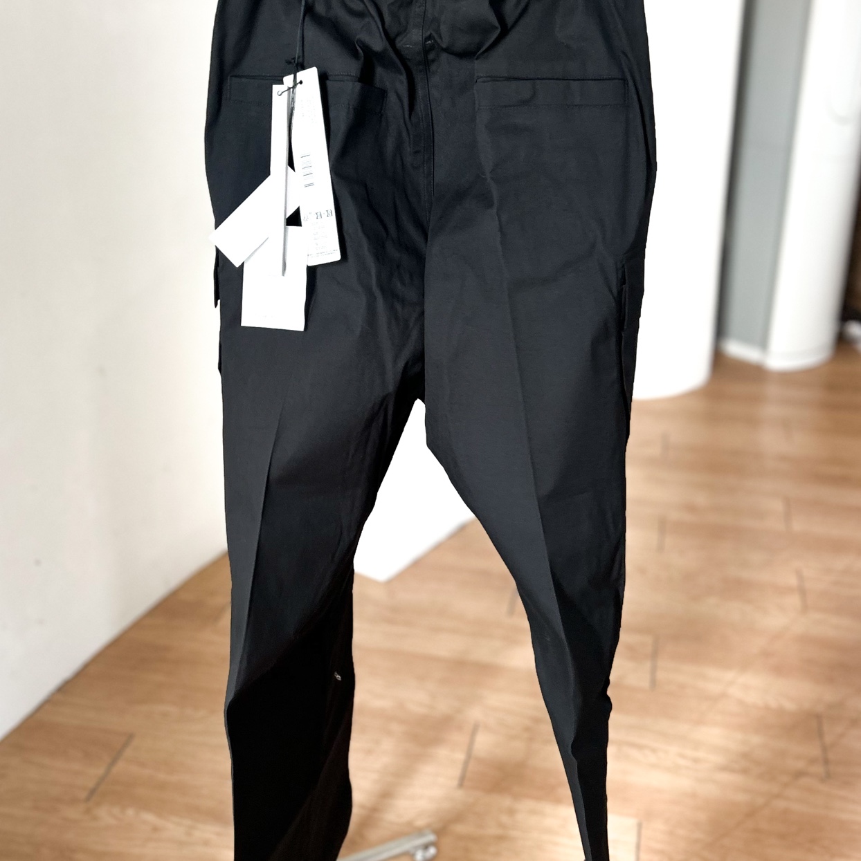 Rick Owens Hollywood Cargobelas Black 착용 스타일 - 2