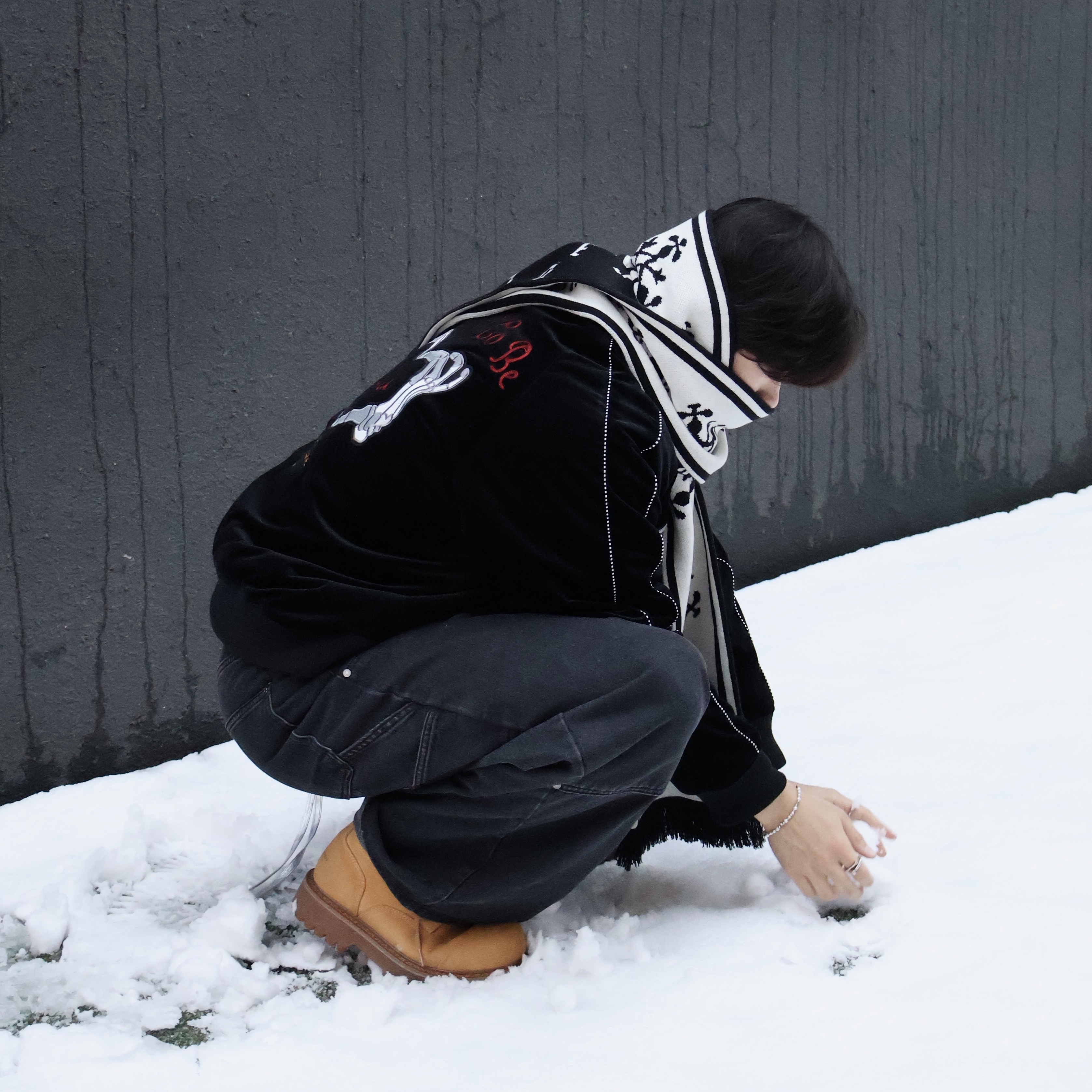 LOSTGARDEN Route Tan 착용 스타일 - 1