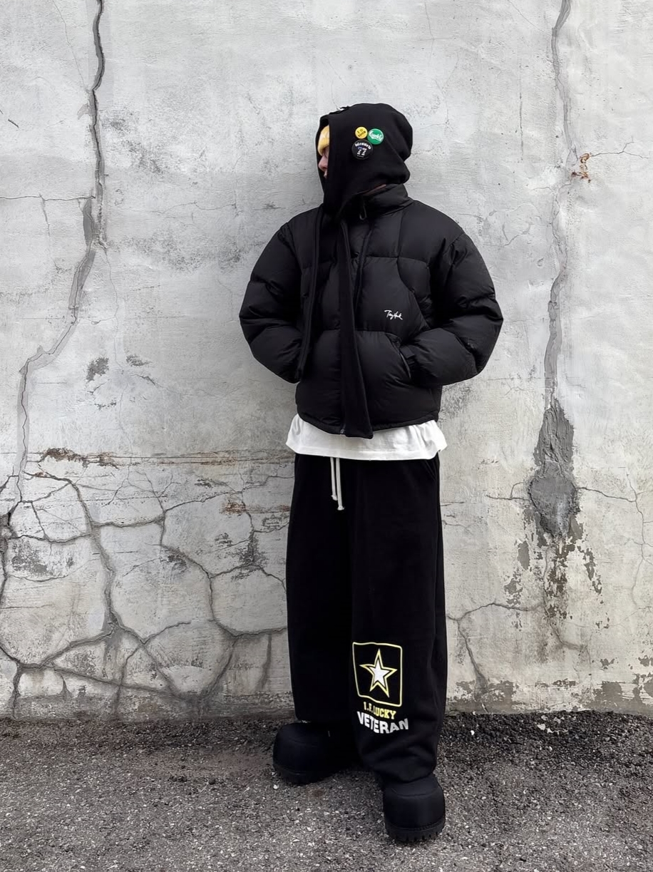TONY HAWK Torrey Pines High Neck Down Short Puffer Black 착용 스타일 - 2