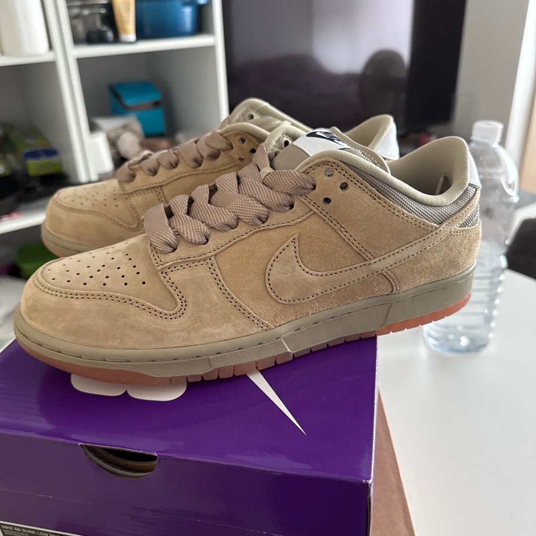 Nike SB Dunk Low Pro B Parachute Beige 착용 스타일