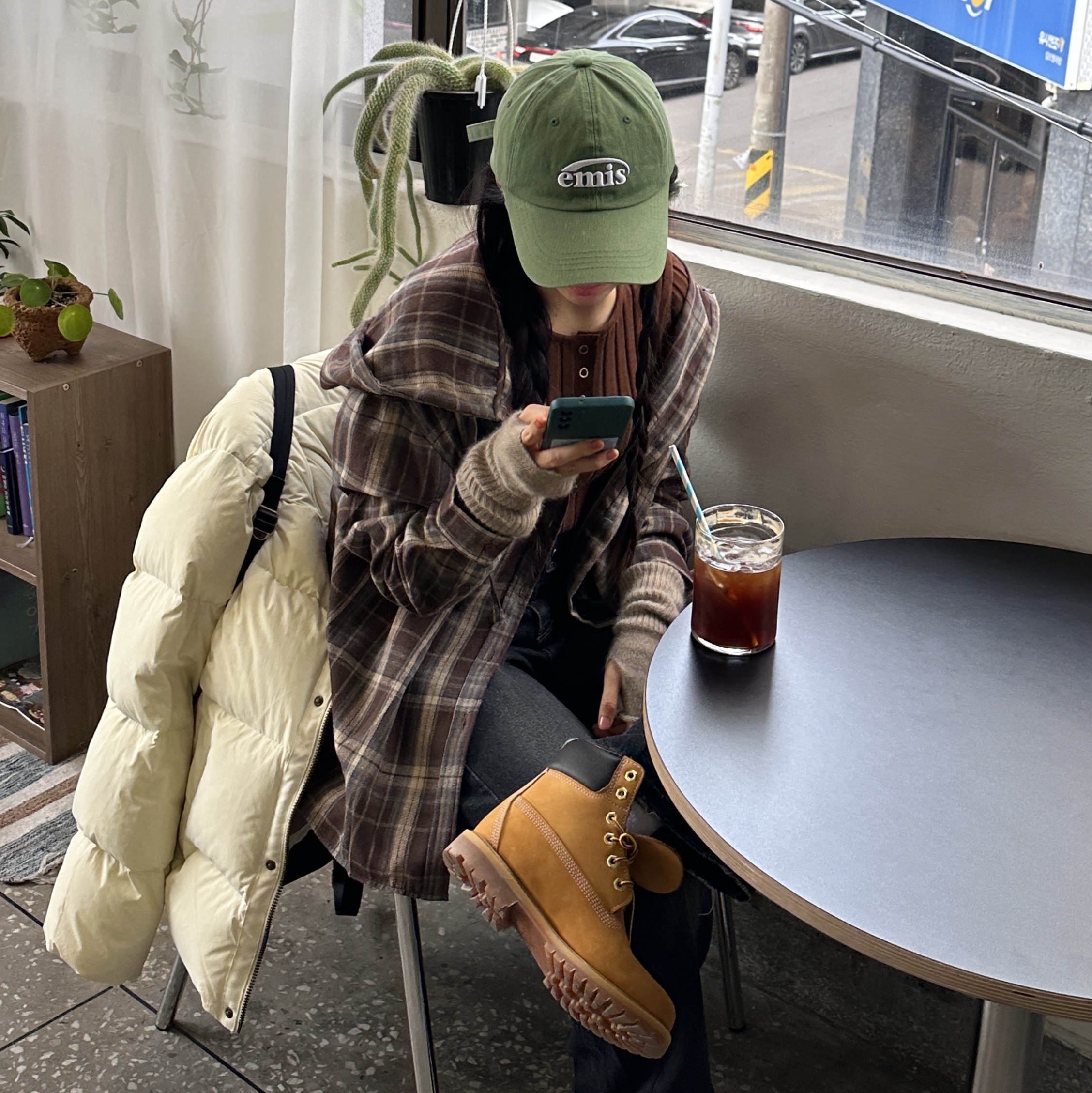 (W) Timberland 6 Inch Premium Waterproof Boot Wheat Nubuck - Wide, Emis New Logo Emis Cap Green 착용 스타일 - 1