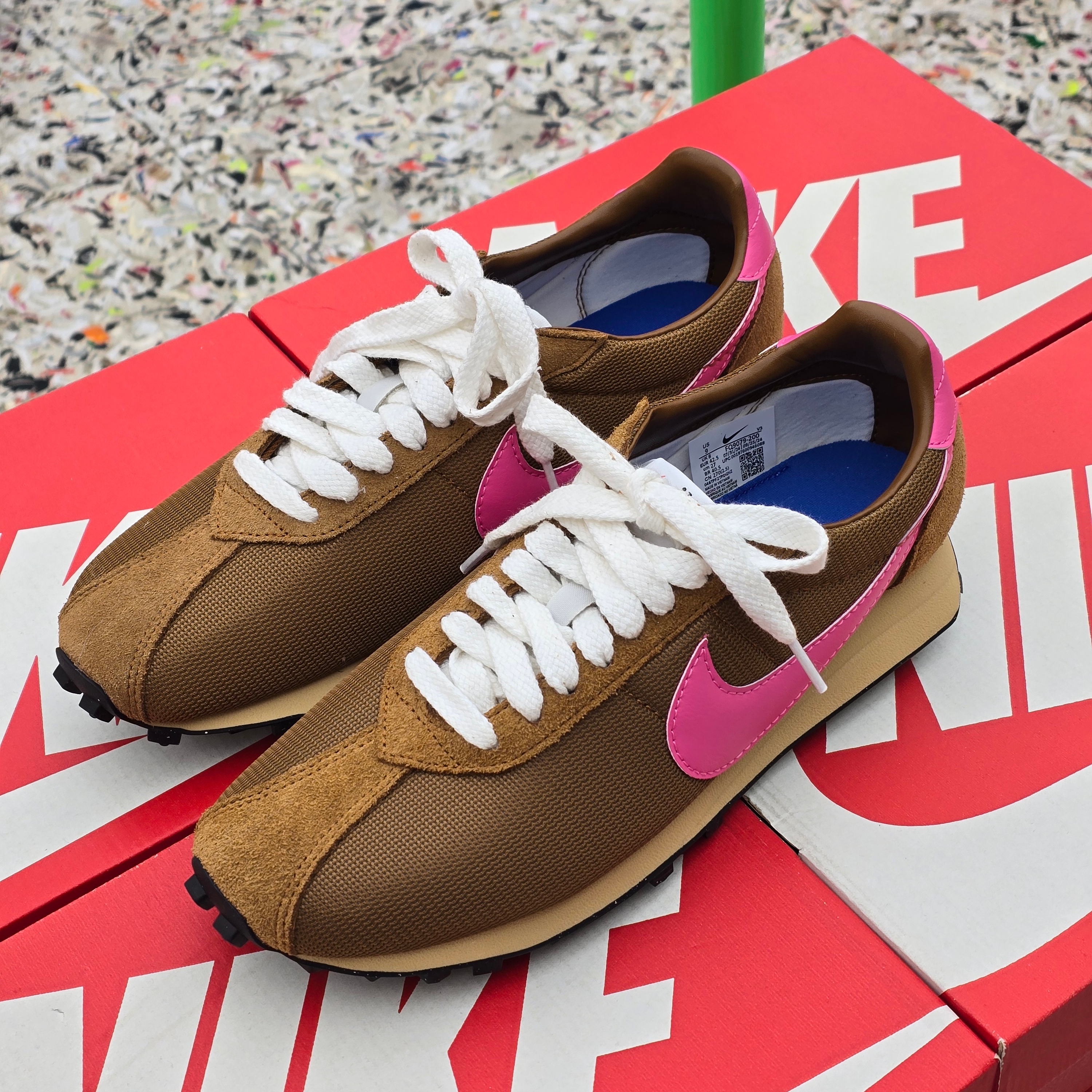 Nike LD-1000 SP Light British Tan and Pinksicle 착용 스타일