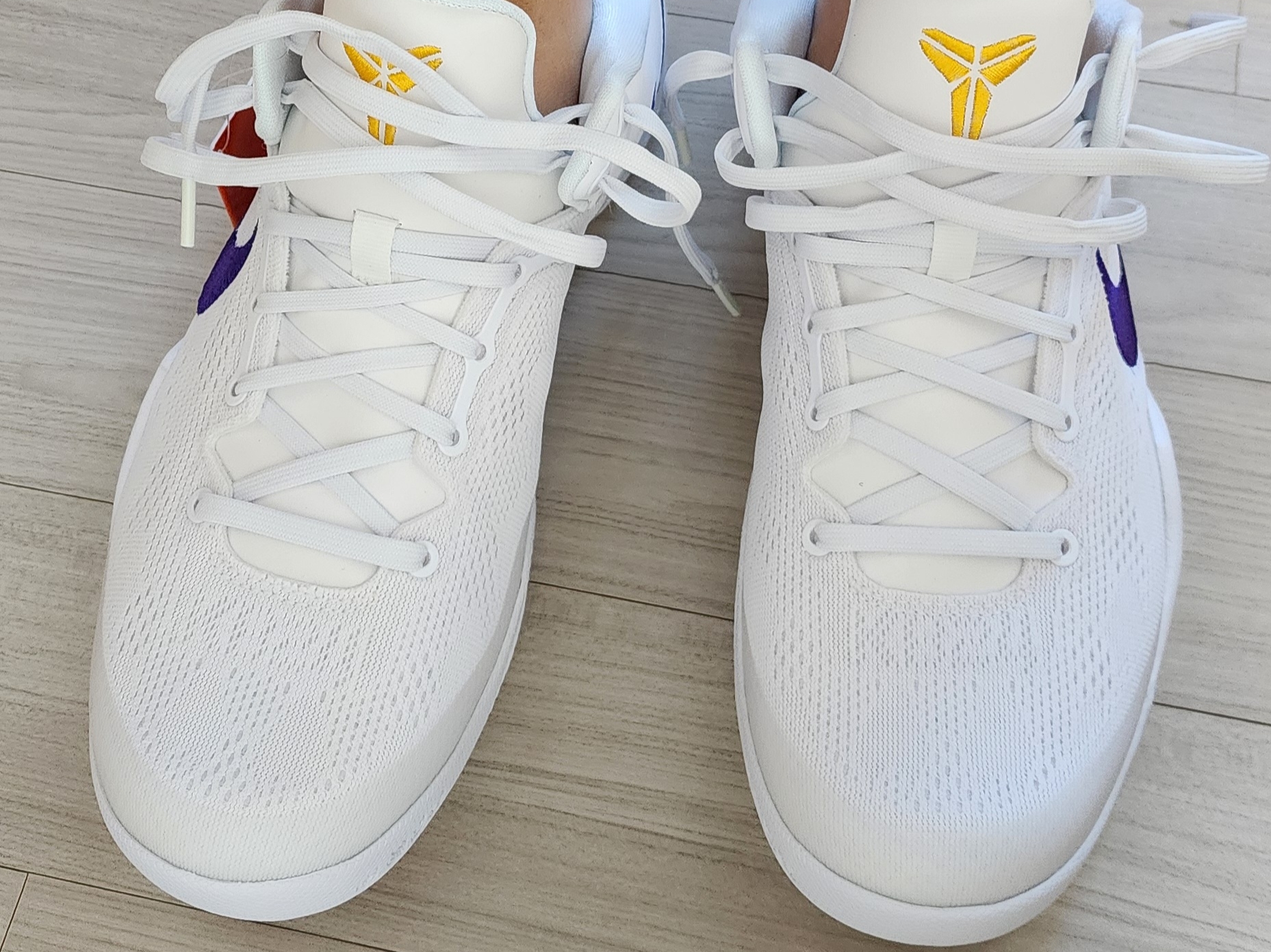 Nike Kobe 8 Protro White and Court Purple 착용 스타일