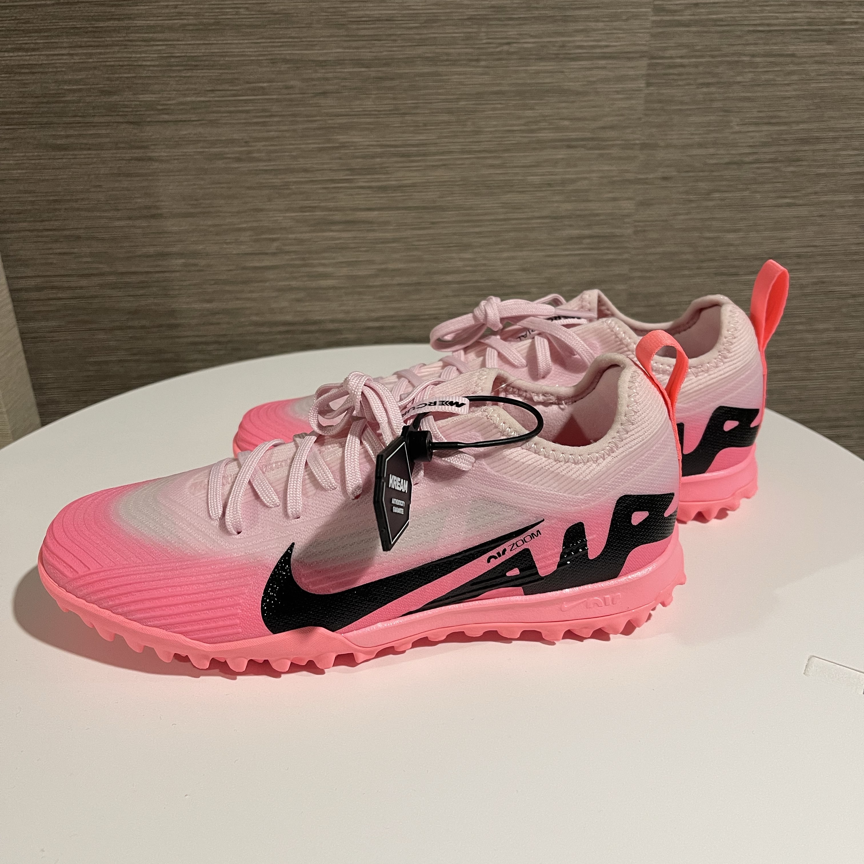 Nike Zoom Mercurial Vapor 15 Pro TF Pink Foam Black 착용 스타일