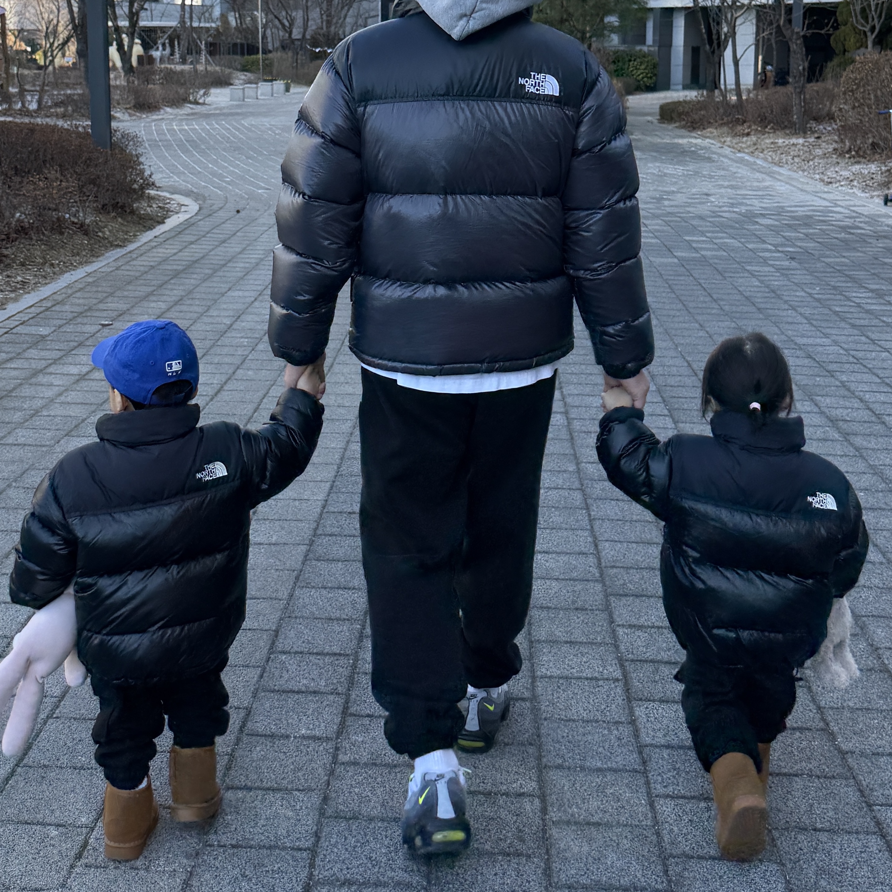 (Kids) The North Face 1996 Eco Nuptse Down Jacket Real Black, The North Face Quantum Nuptse RDS Down Jacket Silver Gray 착용 스타일