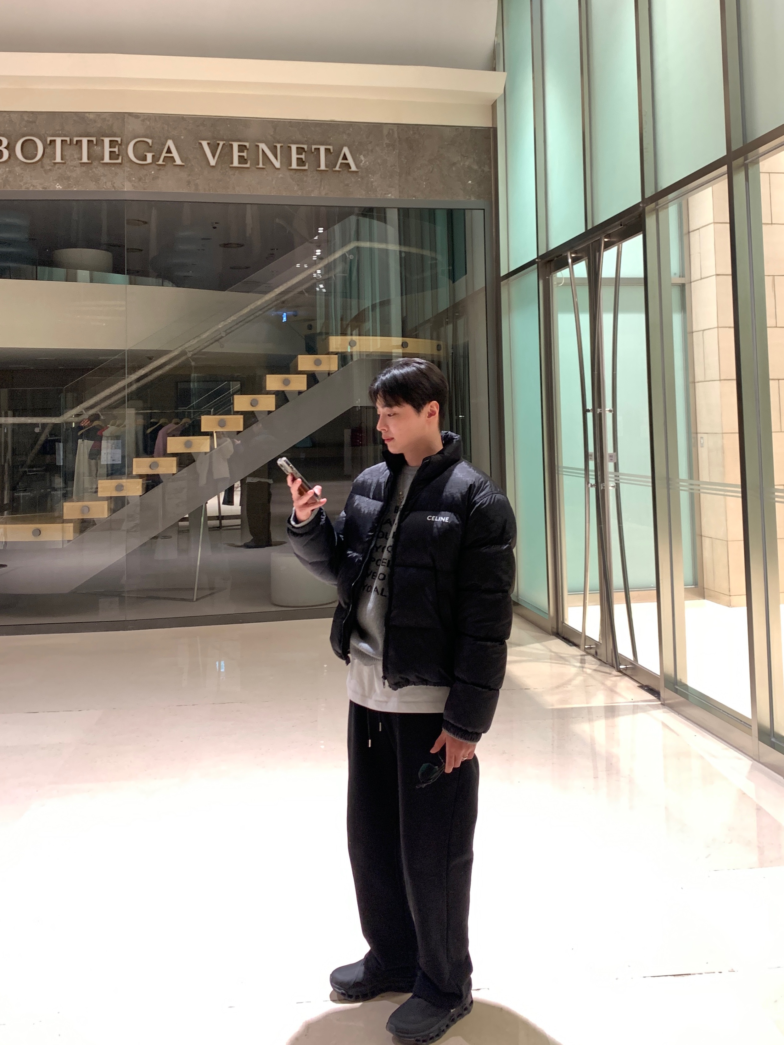 On Running x Post Archive Faction (Paf) Cloudmonster 2 Black Magnet, Celine Triomphe Nylon Jacquard Down Jacket Black 착용 스타일