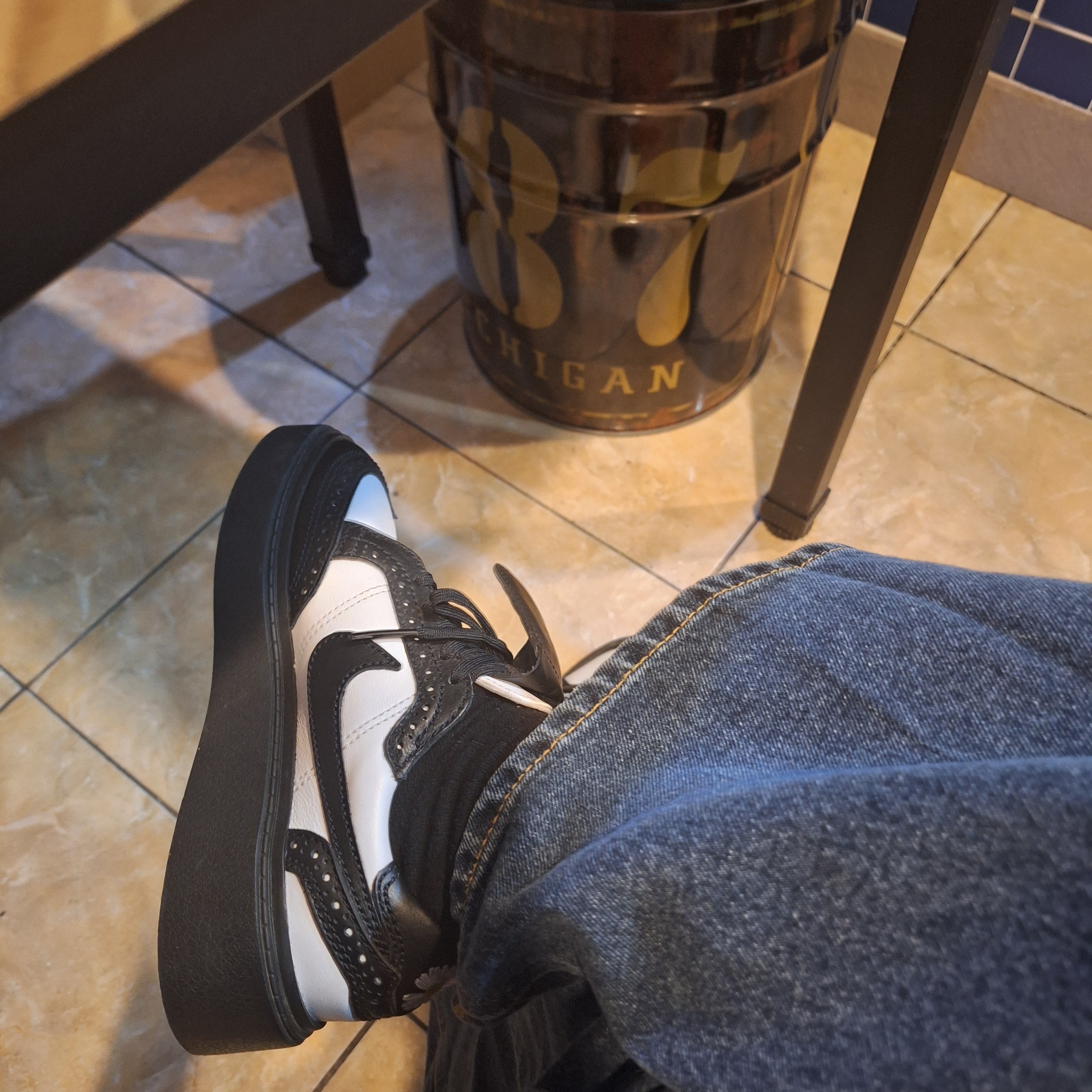 Nike x Peaceminusone Kwondo1 Black and White 착용 스타일 - 2