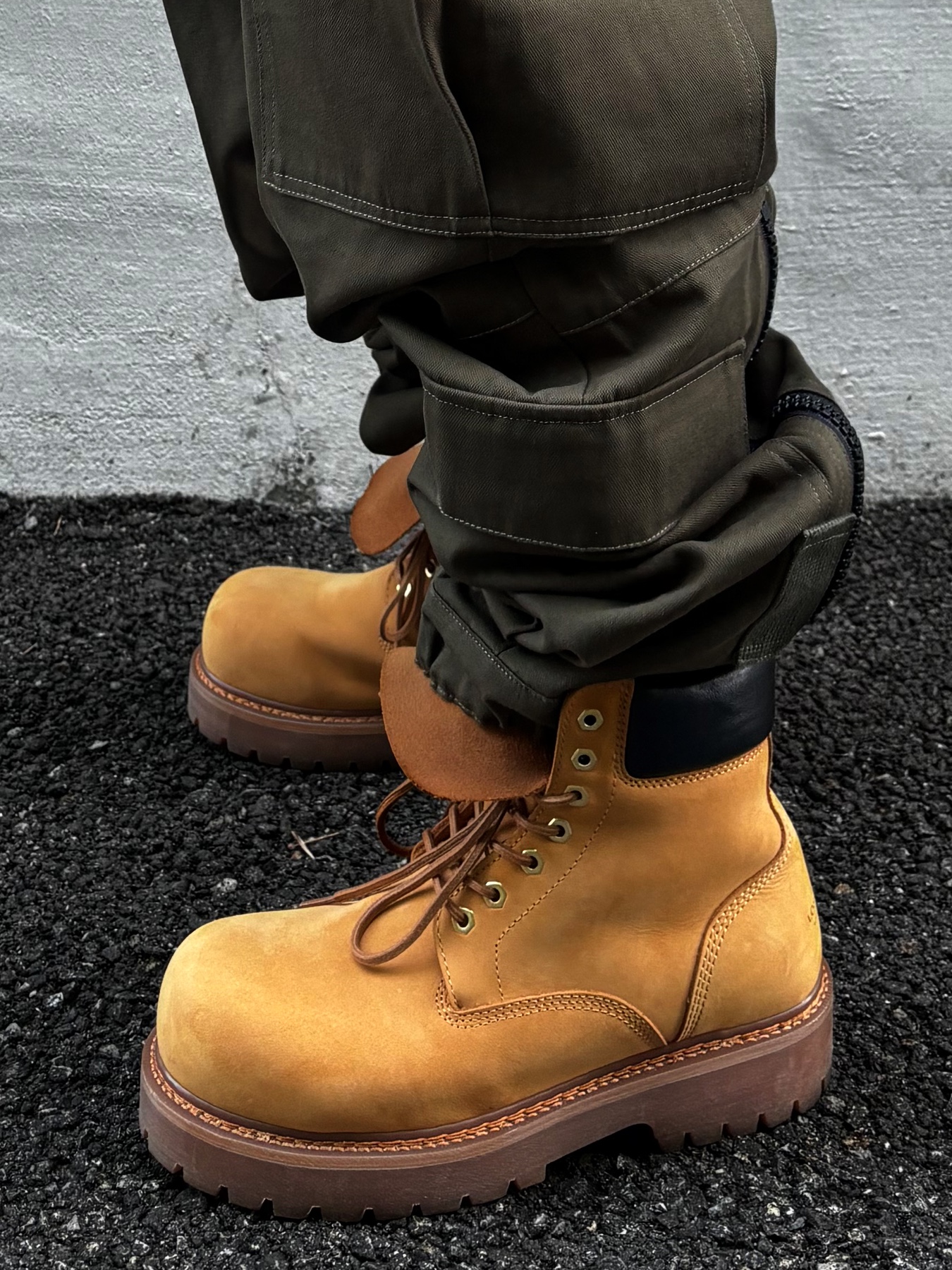 Wapworks Arctic Suspender Pants Khaki, LOSTGARDEN Route Tan 착용 스타일 - 4