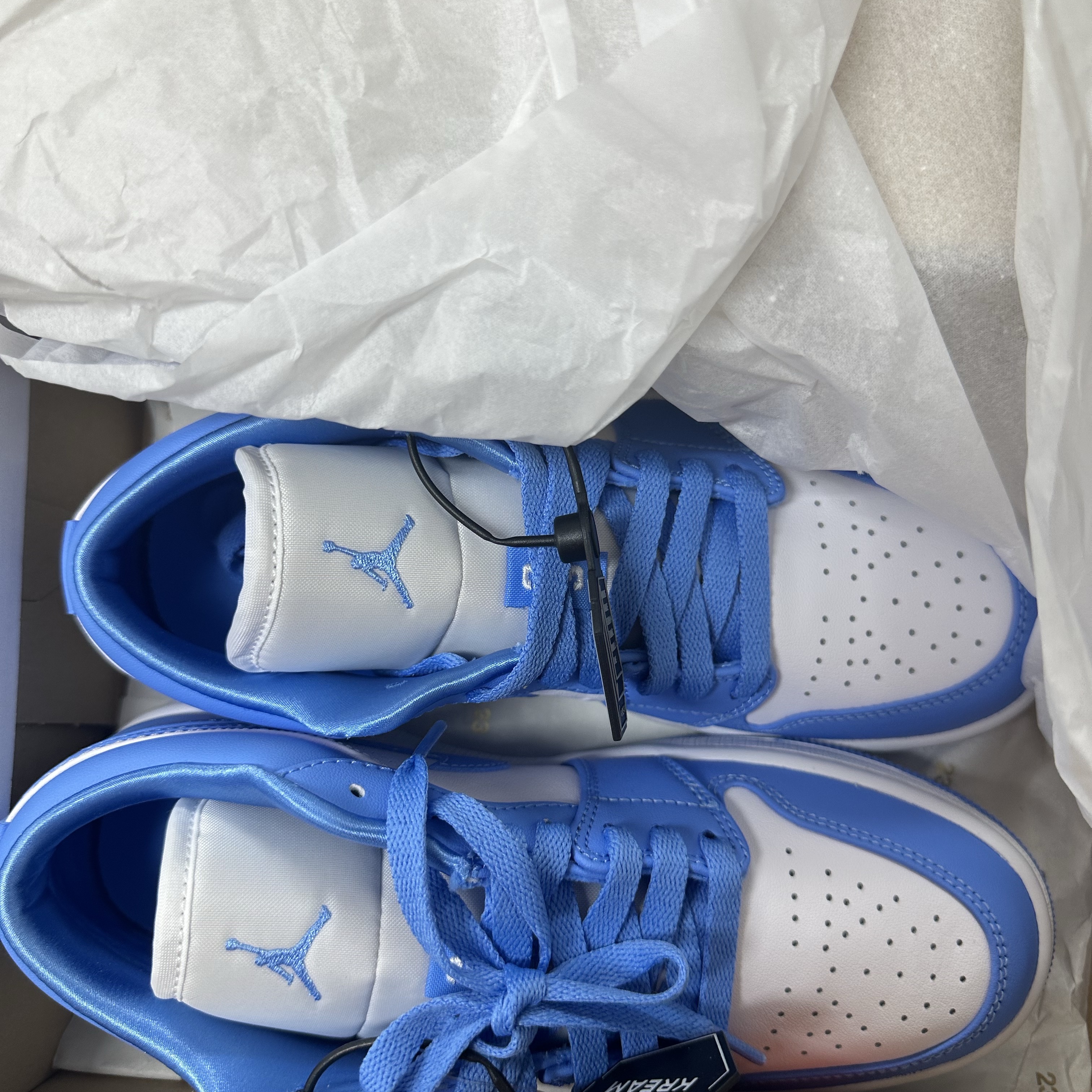 (W) Jordan 1 Low UNC University Blue 착용 스타일