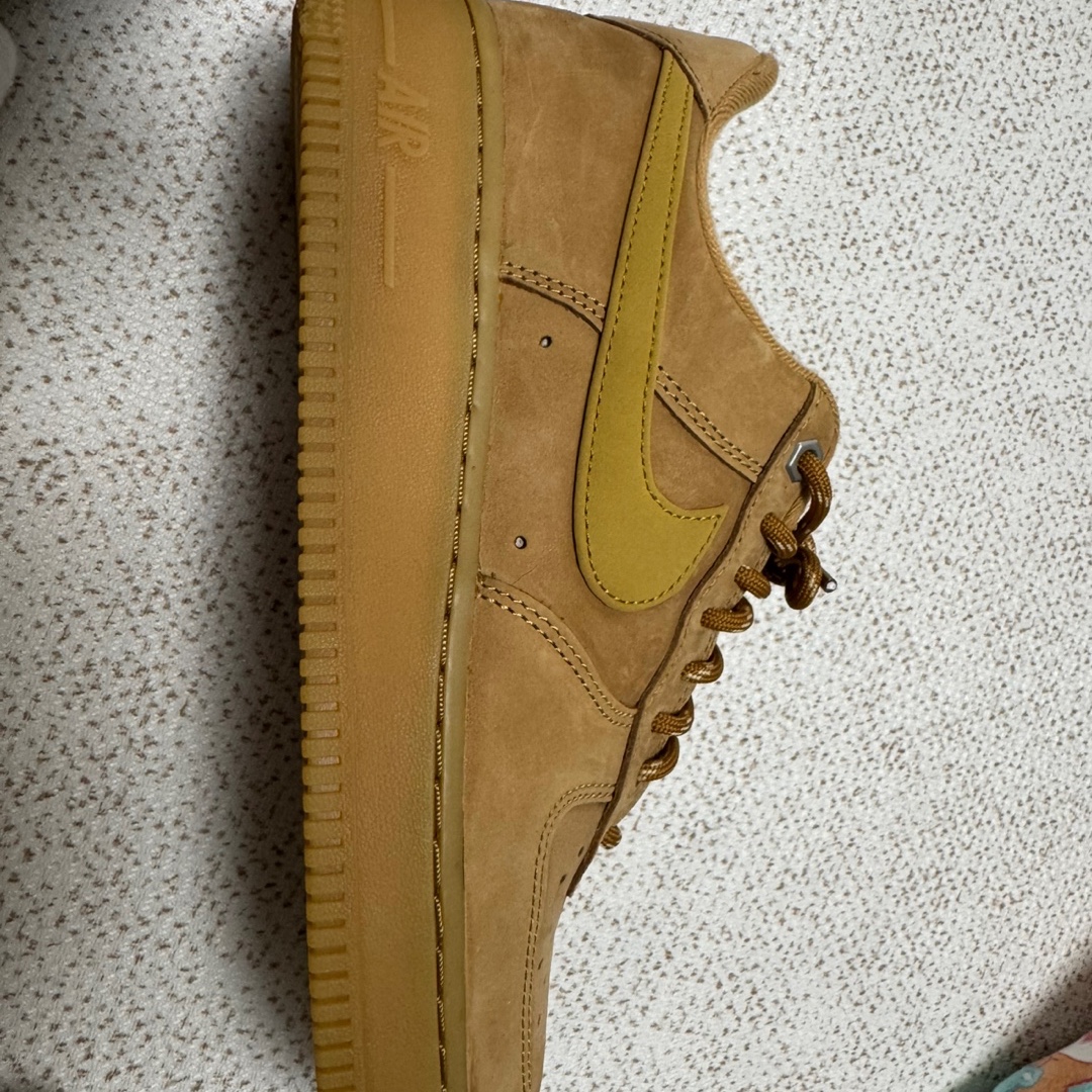Nike Air Force 1 '07 WB Flax 착용 스타일 - 2