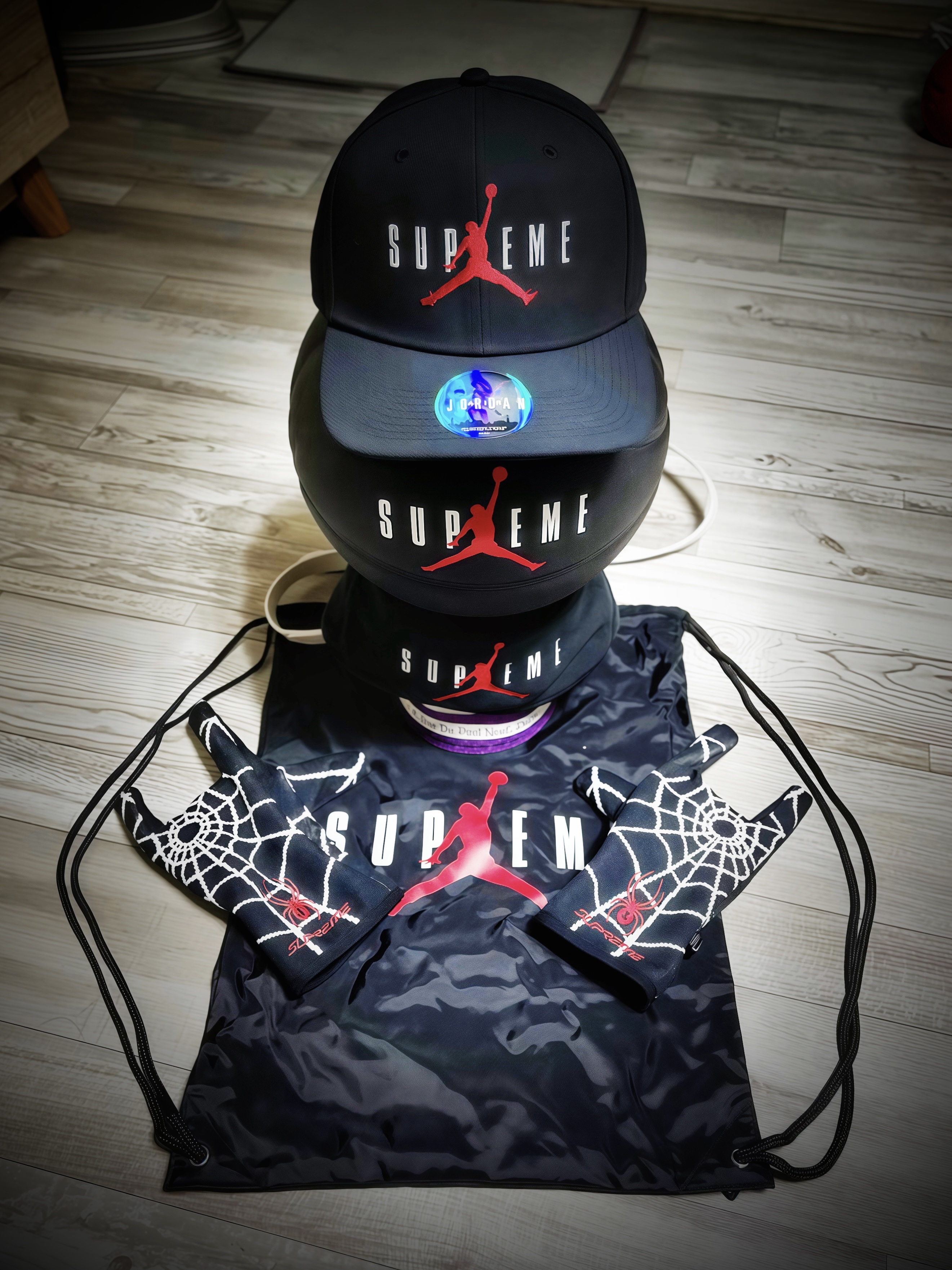 Supreme x Jordan Basketball Black - 24FW, Supreme x Jordan Headband Black - 24FW 착용 스타일 - 1