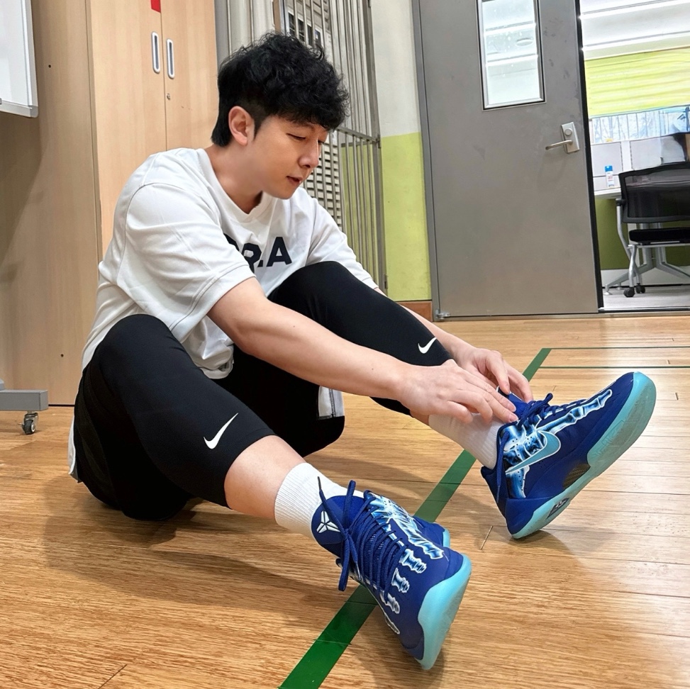 Nike Kobe 5 Protro Deep Royal Blue 착용 스타일