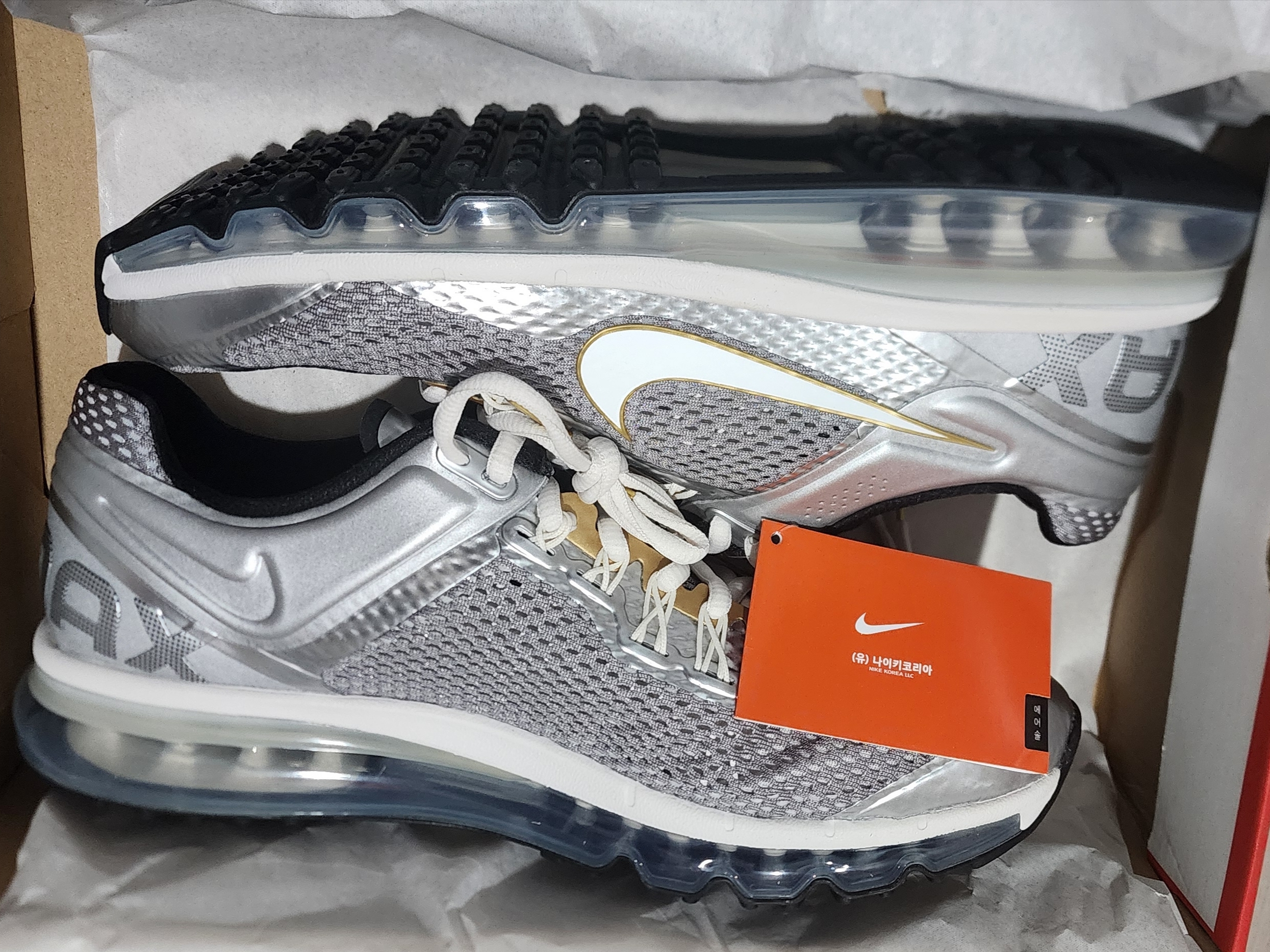 Nike Air Max 2013 Metallic Silver Metallic Pewter 착용 스타일