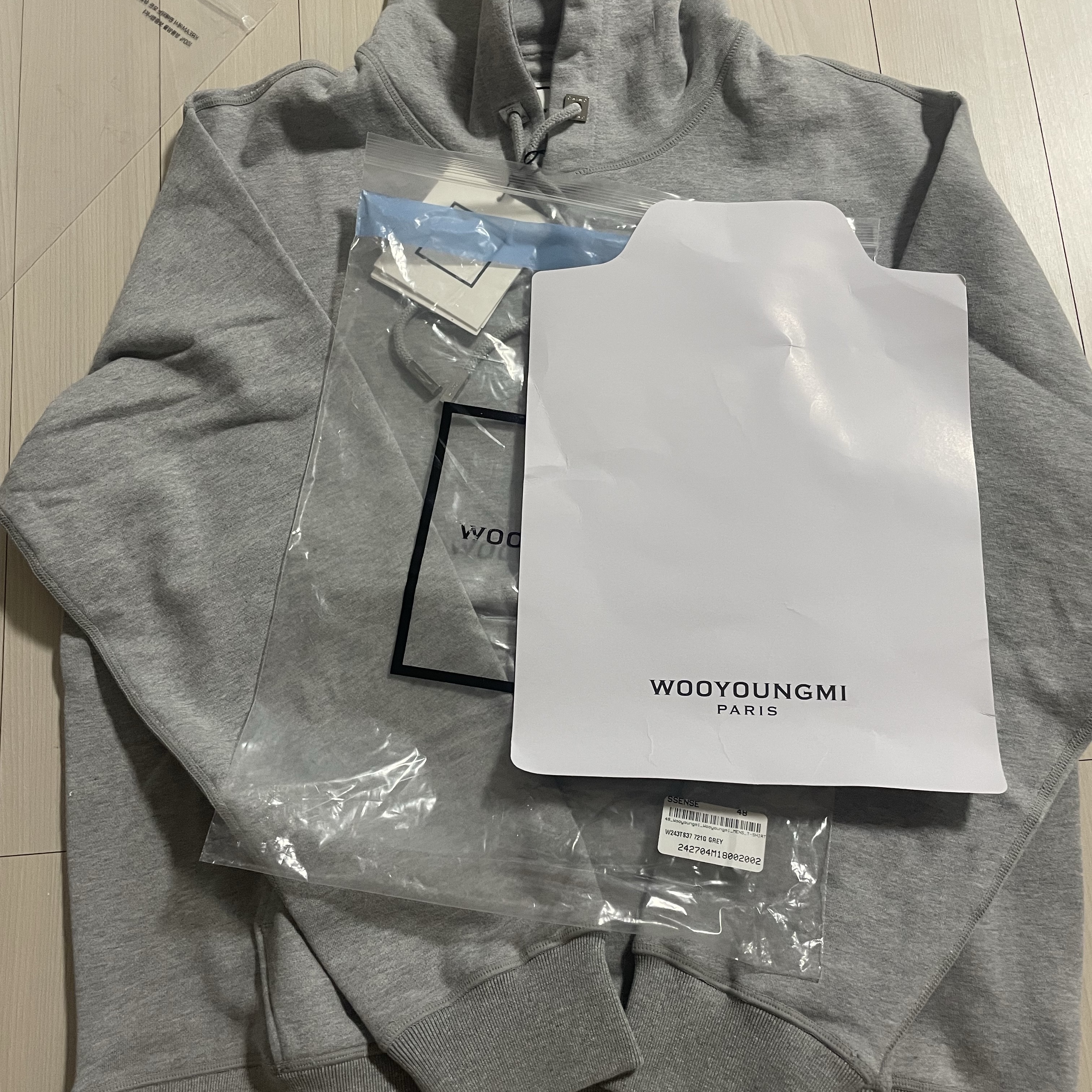 Wooyoungmi Back Logo Hoodie Gray - 24FW 착용 스타일