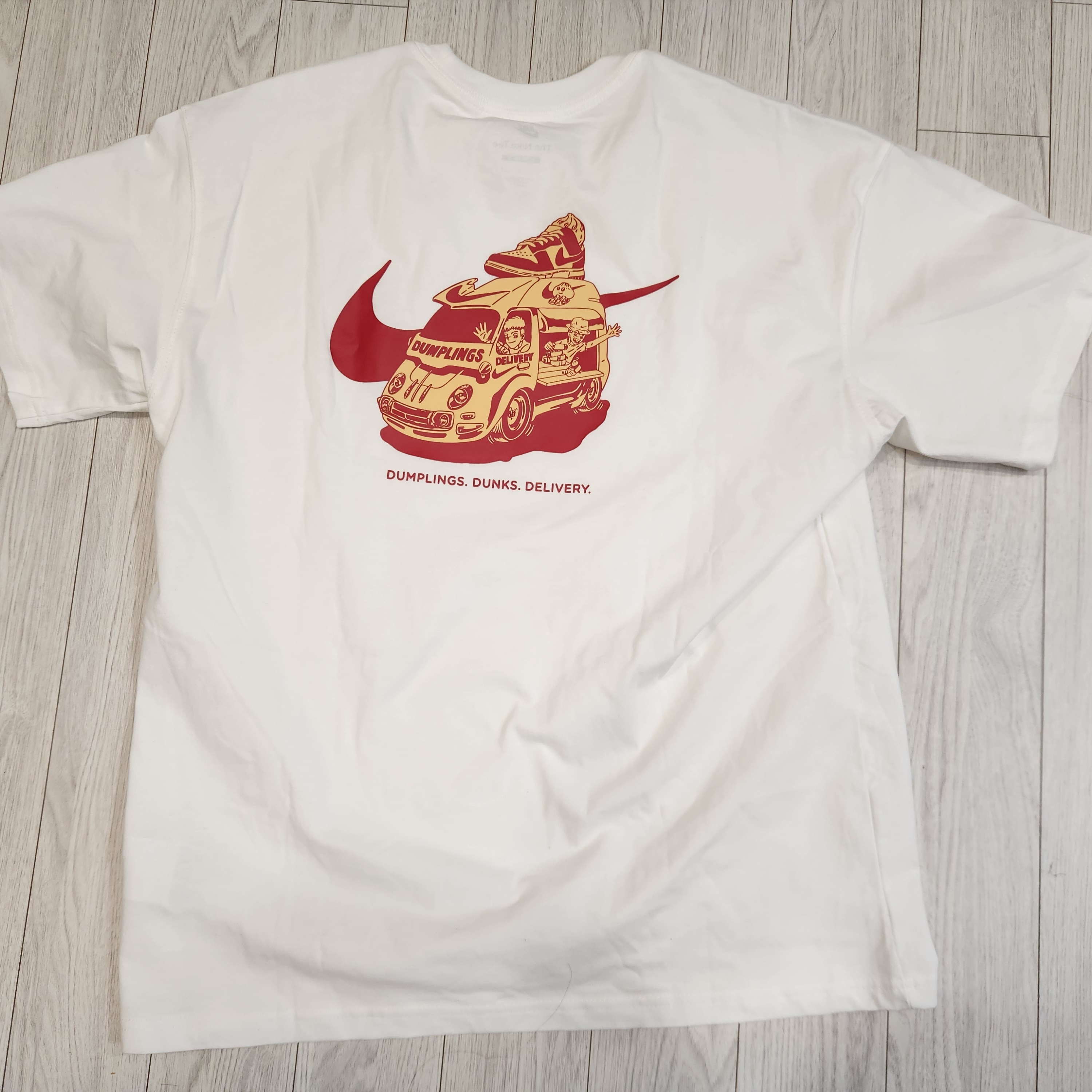 Nike NSW T-Shirt White - Asia 착용 스타일