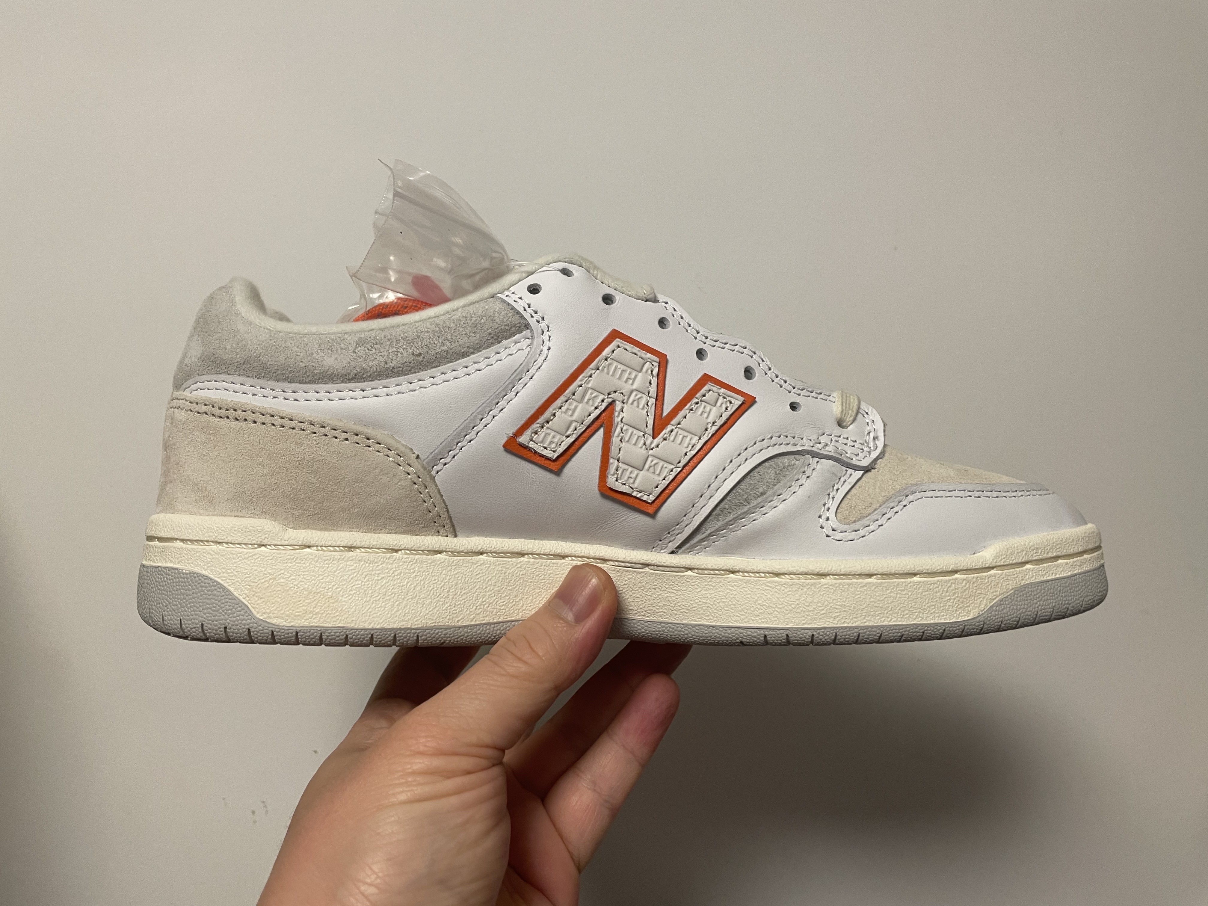 New Balance x Kith x Madison Square Garden Numeric 480 White Orange 착용 스타일 - 2