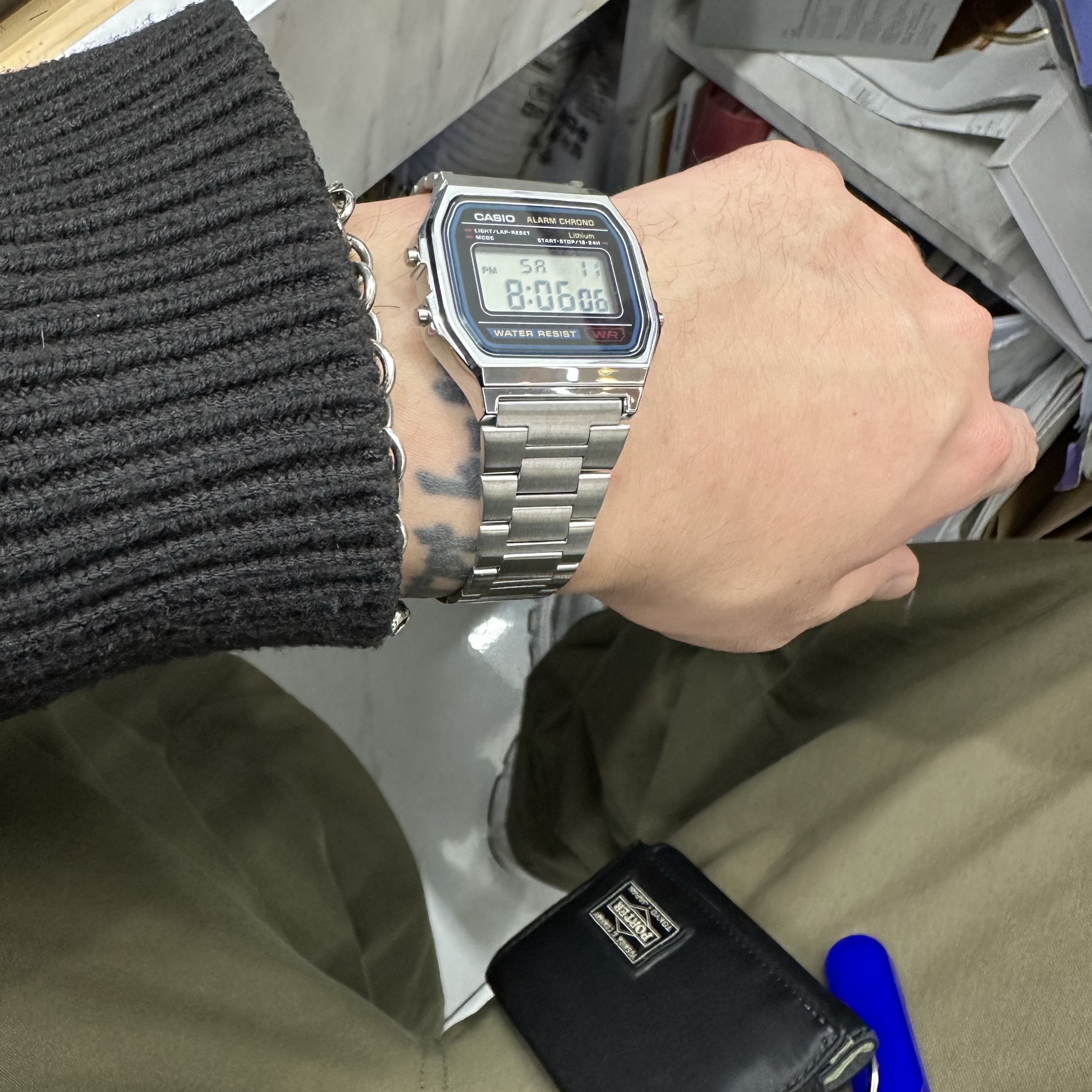 Casio A-158WA-1 착용 스타일