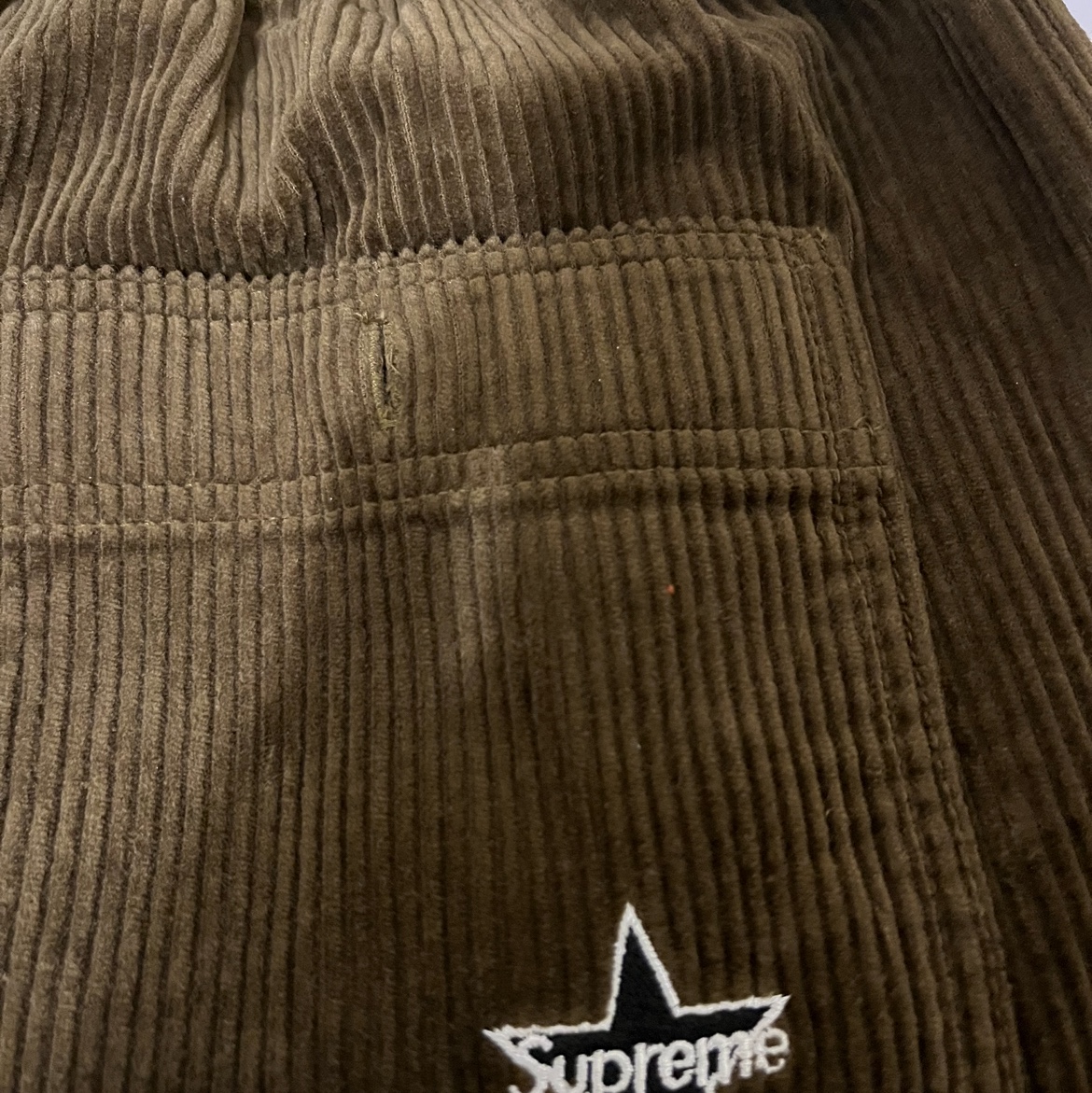 Supreme Faux Shearling Hooded Jacket Black - 23SS, Supreme Double Knee Painter Pant Rust - 24SS 착용 스타일 - 5