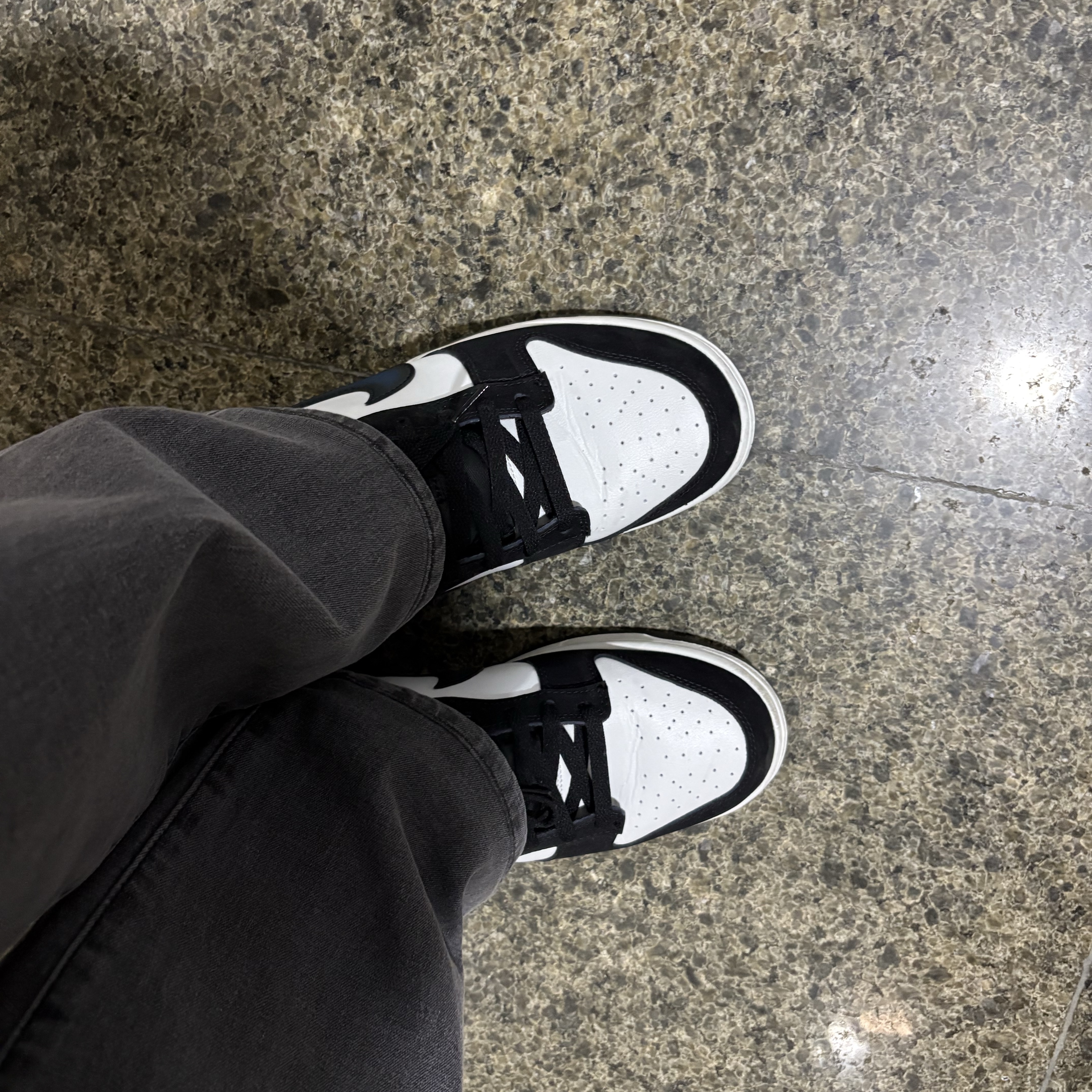Nike Dunk Low Retro Summit White Industrial Blue 착용 스타일