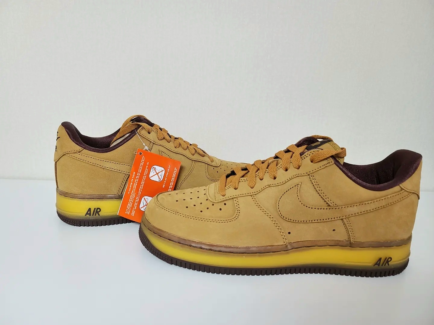 Nike Air Force 1 Low Retro SP Wheat Mocha 착용 스타일 - 1
