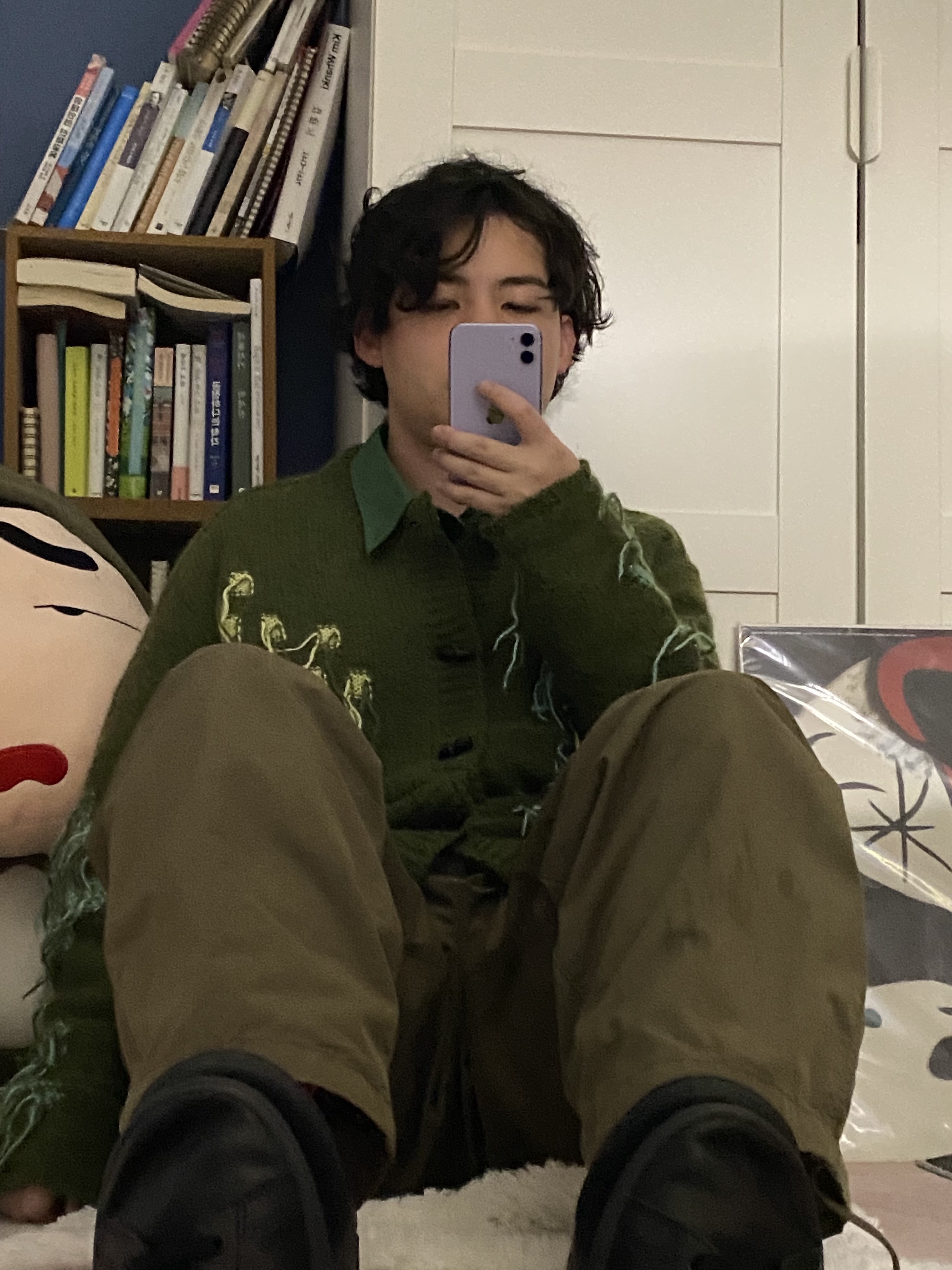 [KREAM 단독] ADSB Andersson Bell Macaron Intarsia Cardigan Khaki, Adidas Stan Smith Decon Core Black 착용 스타일 - 1