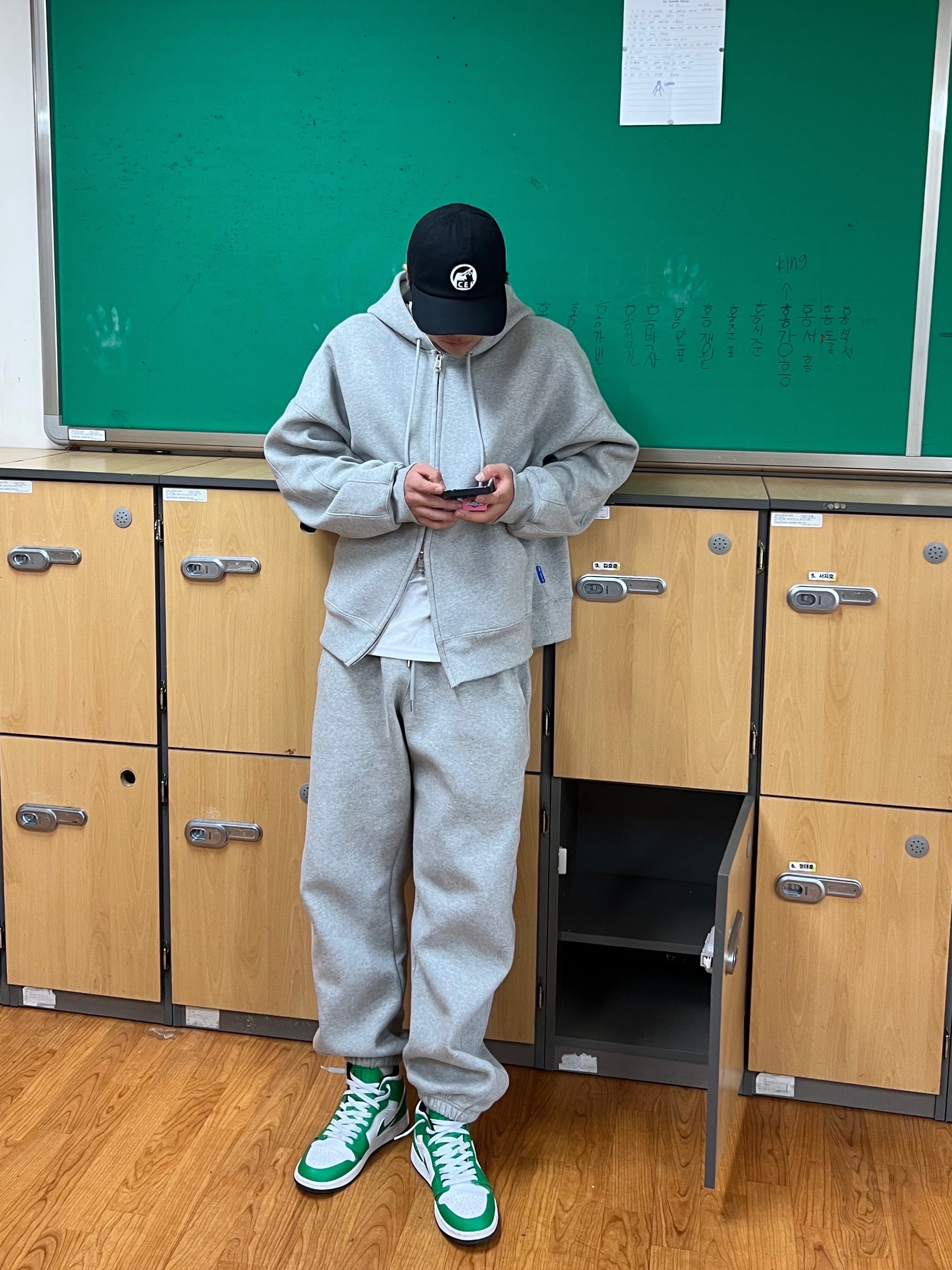 Cav Empt Flat Pre Cog Cap Black - 24FW, Jordan 1 Mid Lucky Green 착용 스타일 - 1