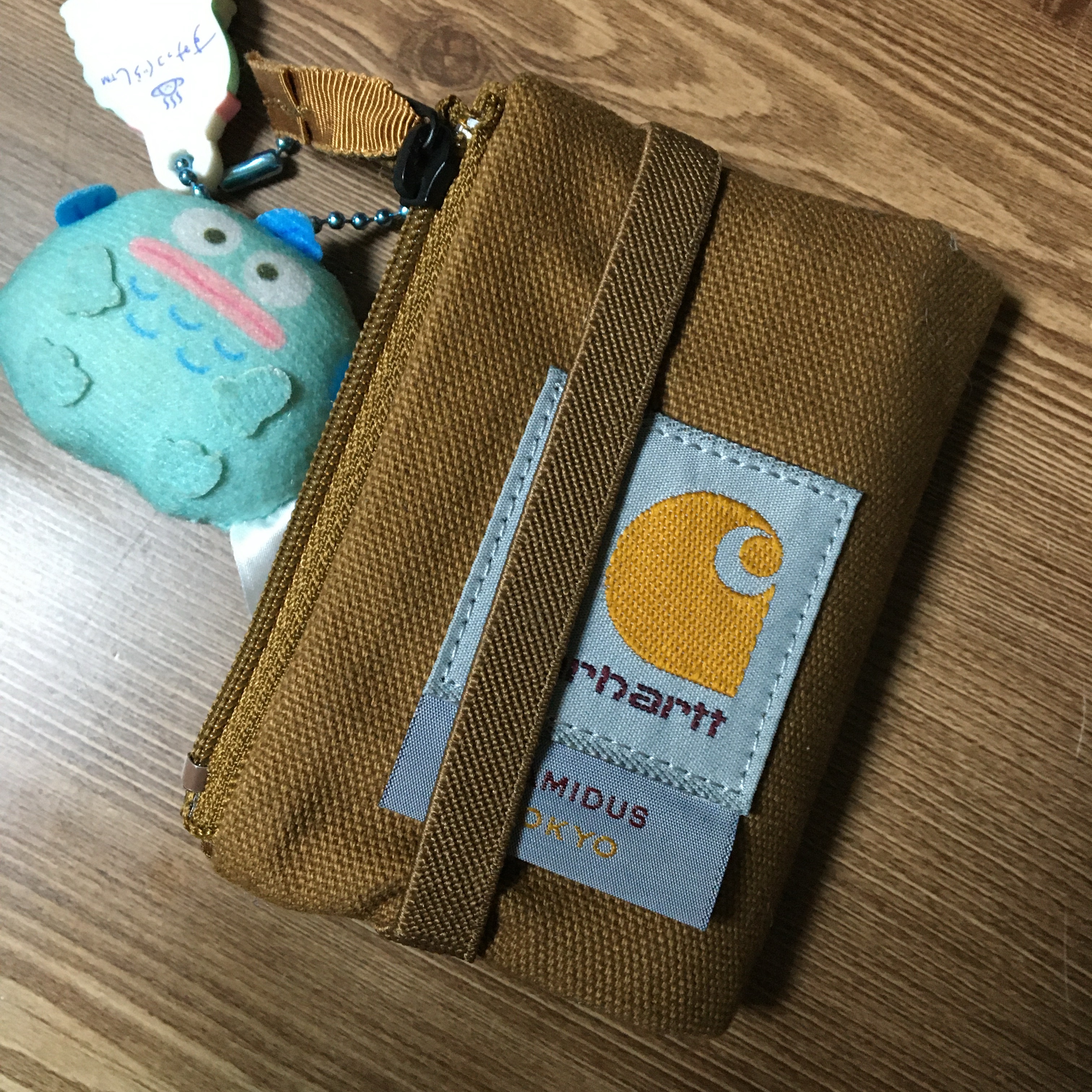 Carhartt WIP x Ramidus Band Wallet Brown 착용 스타일
