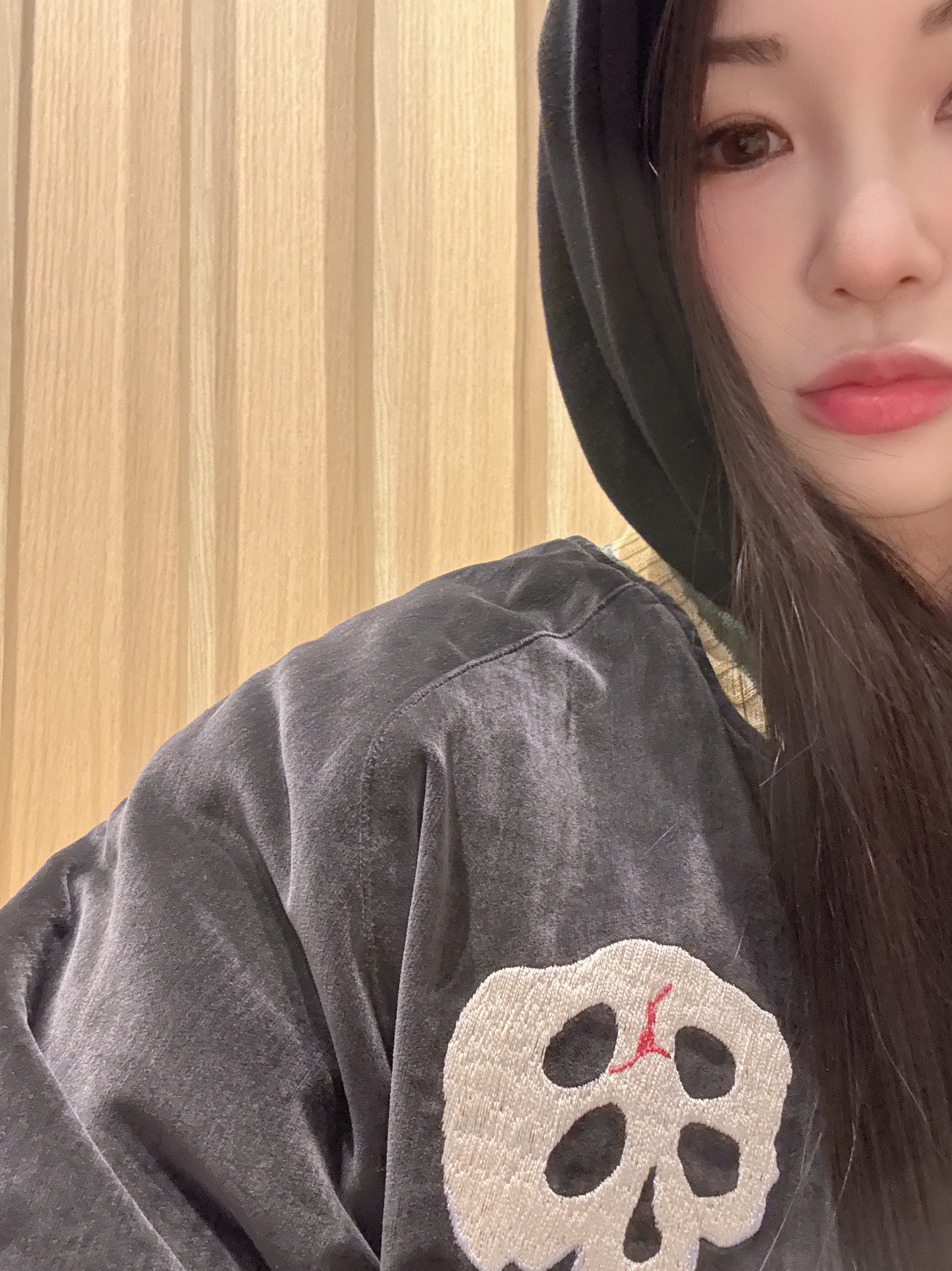 Kapital Velveteen Sulfide Souvenir Rain Skull Jacket Black 착용 스타일