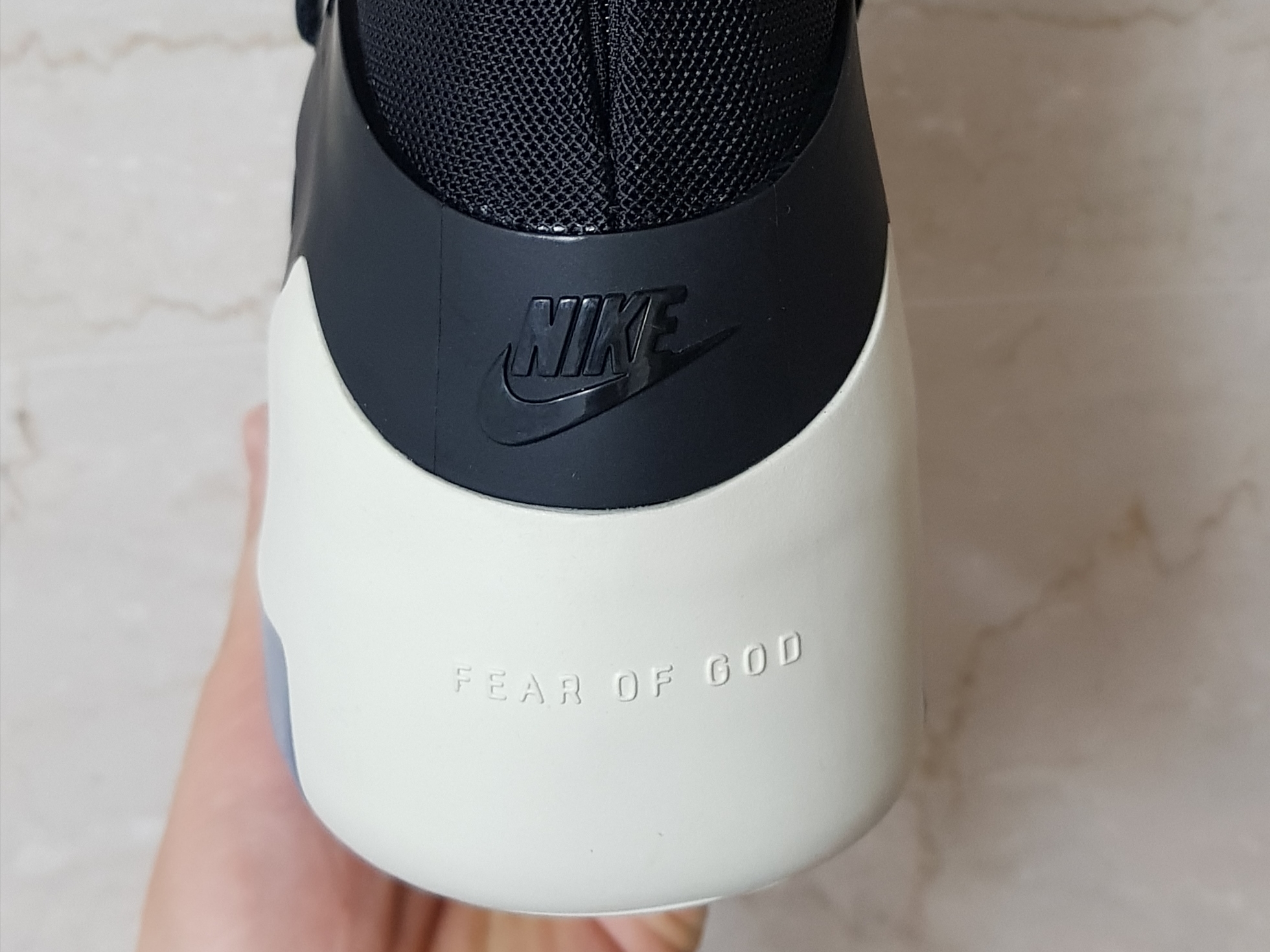 NIke x Fear of God Air Fear of God 1 Black 착용 스타일 - 2