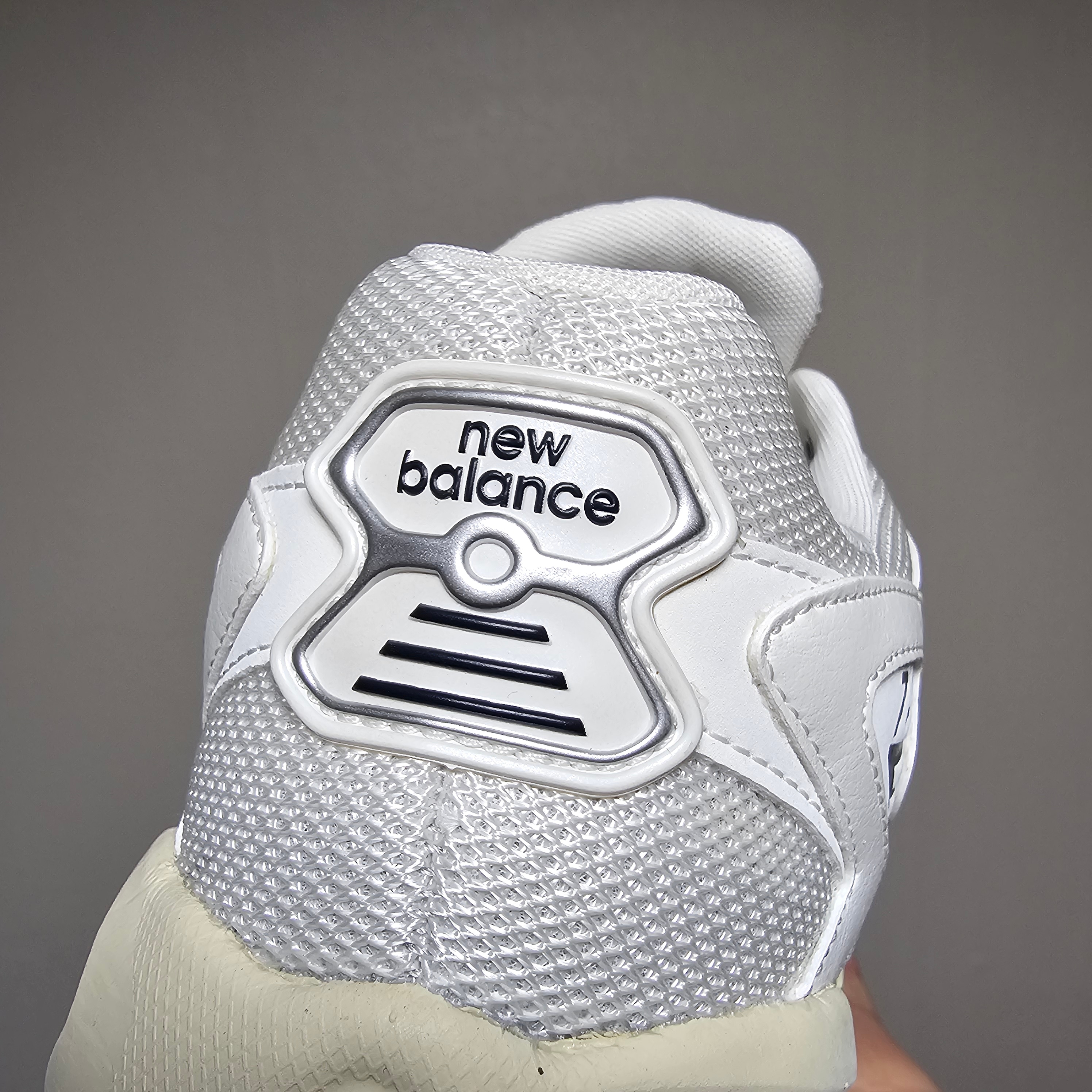 New Balance 725 Sea Salt Phantom 착용 스타일 - 5
