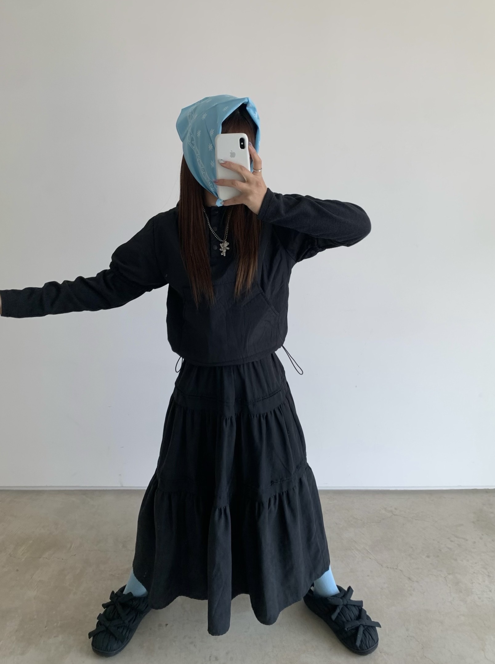 Heaven by Marc Jacobs Friendship Necklace Set Silver Ox (Set of 2), Subu x Perverze Multiple Winter Sandal Black 착용 스타일