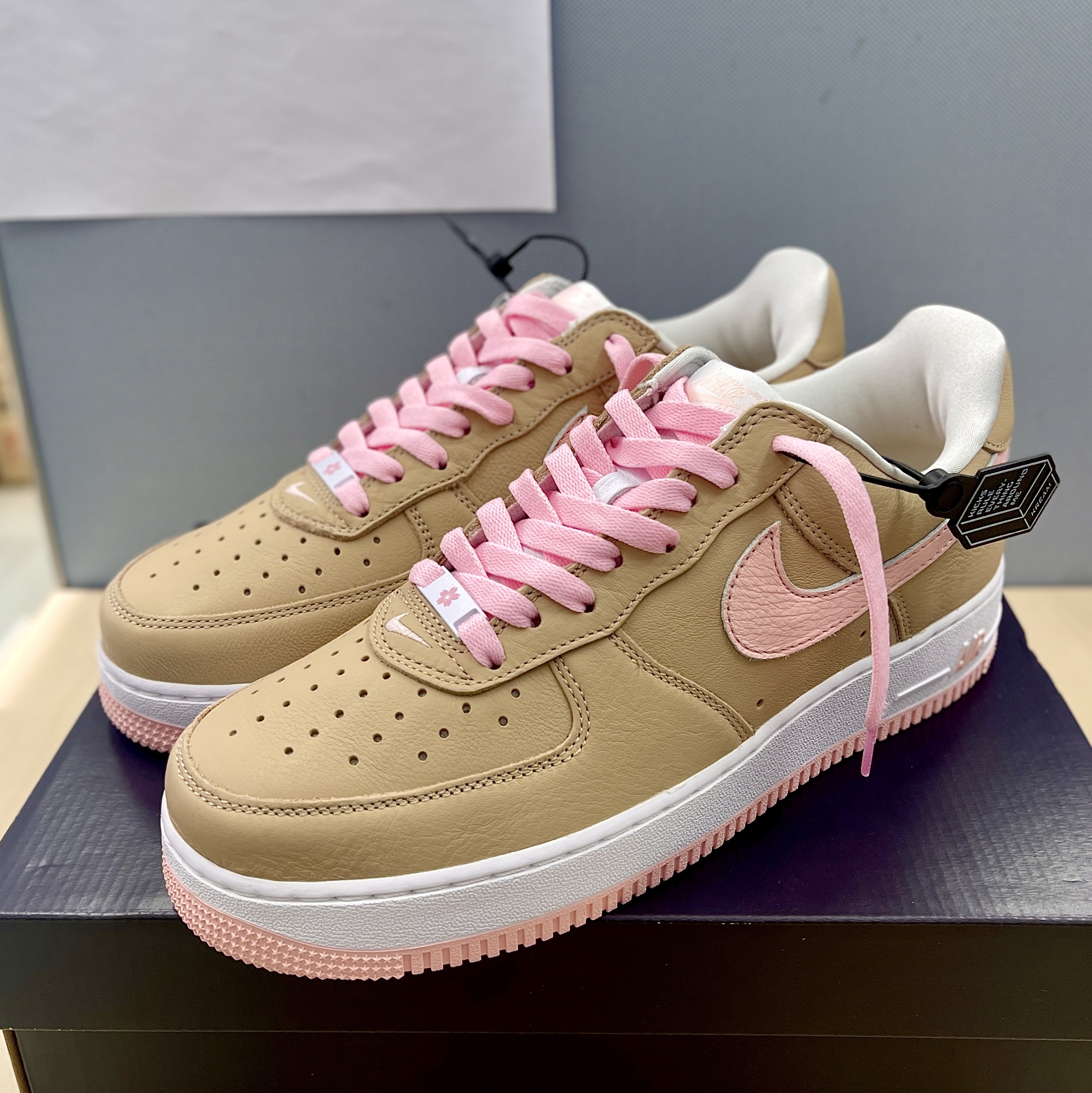 Nike Air Force 1 Low Linen 2024 착용 스타일 - 1