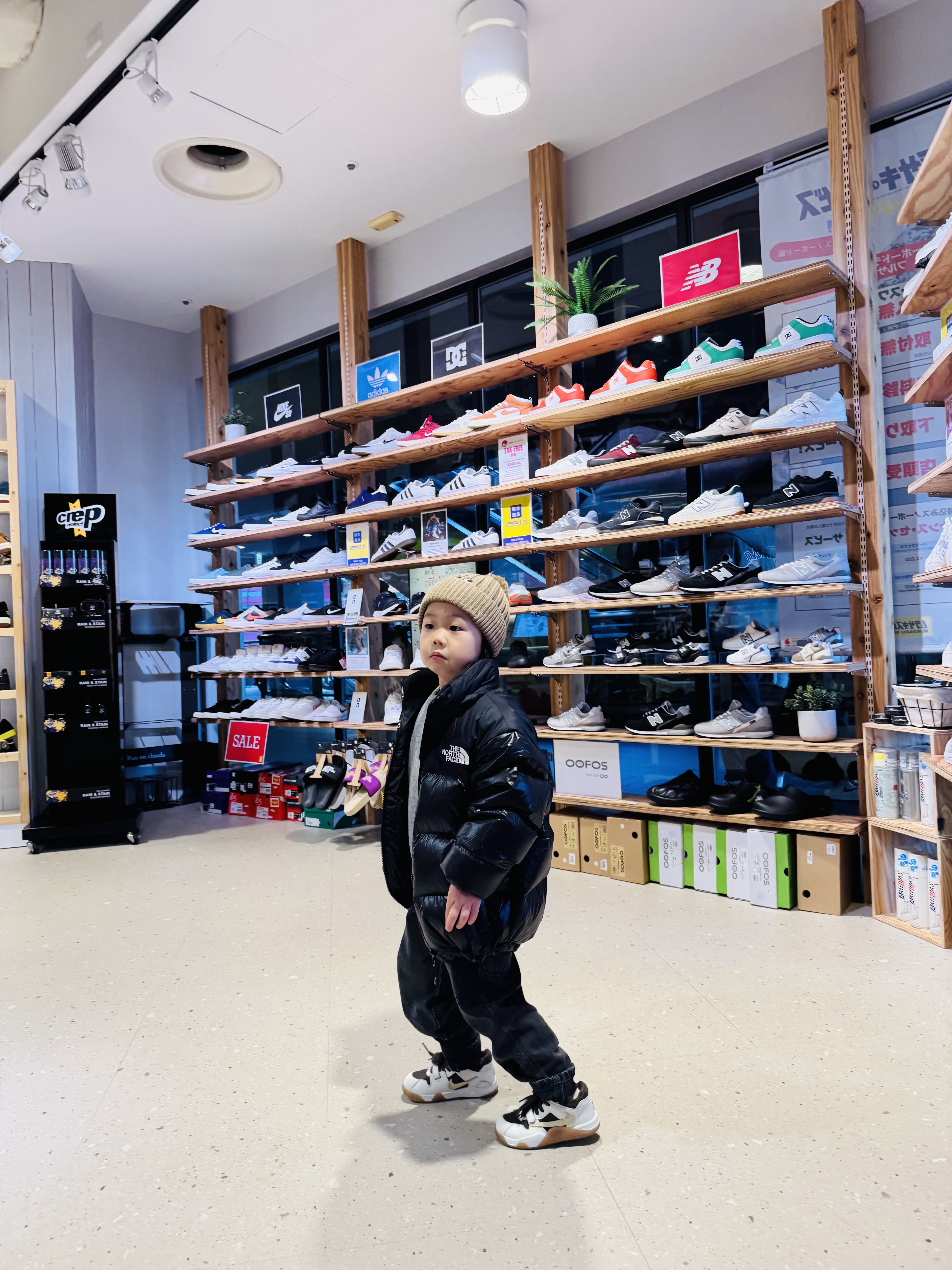 (Kids) The North Face 1996 Eco Nuptse Down Jacket Real Black, (TD) Jordan x Travis Scott Jumpman Jack TR Sail and Dark Mocha 착용 스타일 - 5